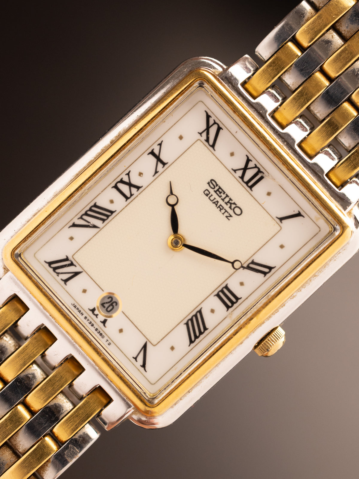 Seiko JDM Near NOS 068580 (Ref. 5Y39-5210 R1) (26mm; Quartz)