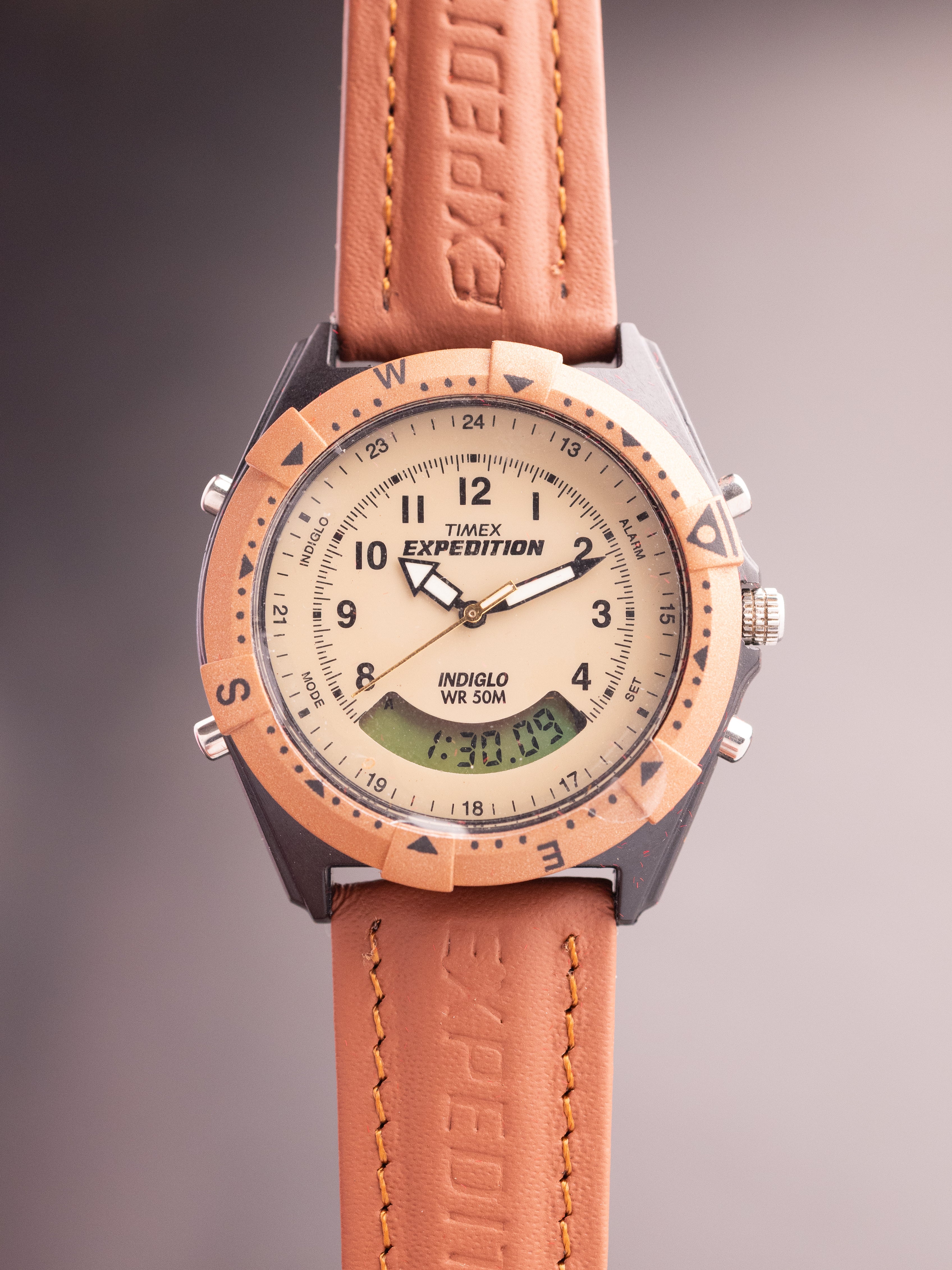 Timex Expedition Indiglo WR 50 M (Ref. MF13-Y-57) (40mm; Quartz)