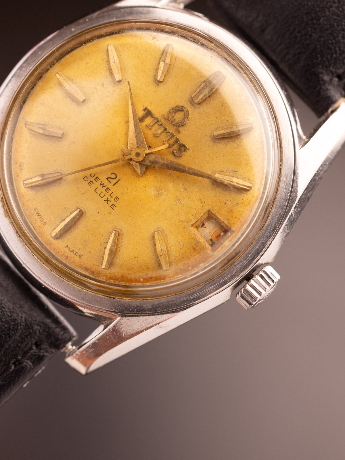 Titus 21 Jewels DeLuxe Dater (Ref. Unknown) (34mm; Manual)