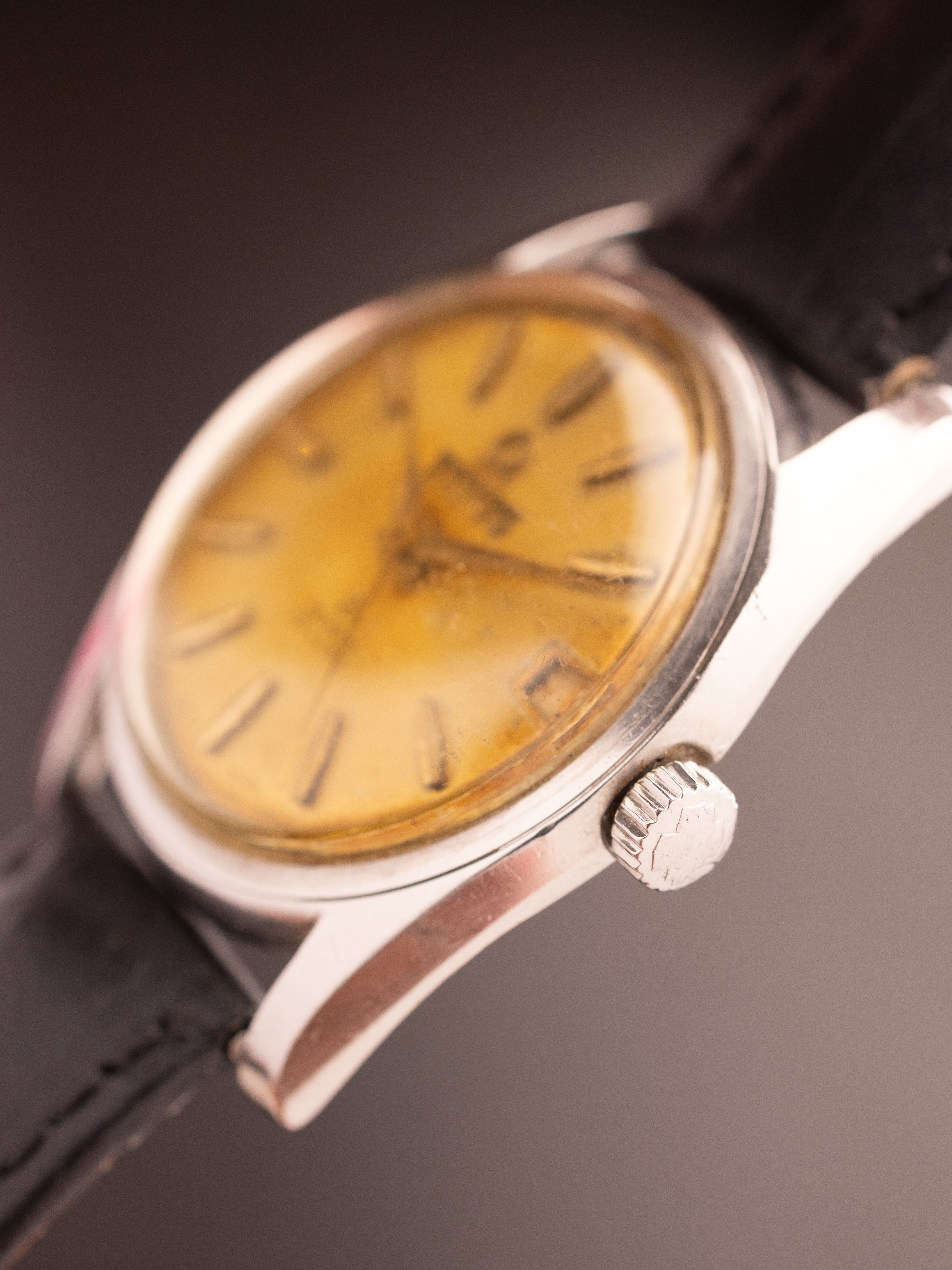 Titus 21 Jewels DeLuxe Dater (Ref. Unknown) (34mm; Manual)