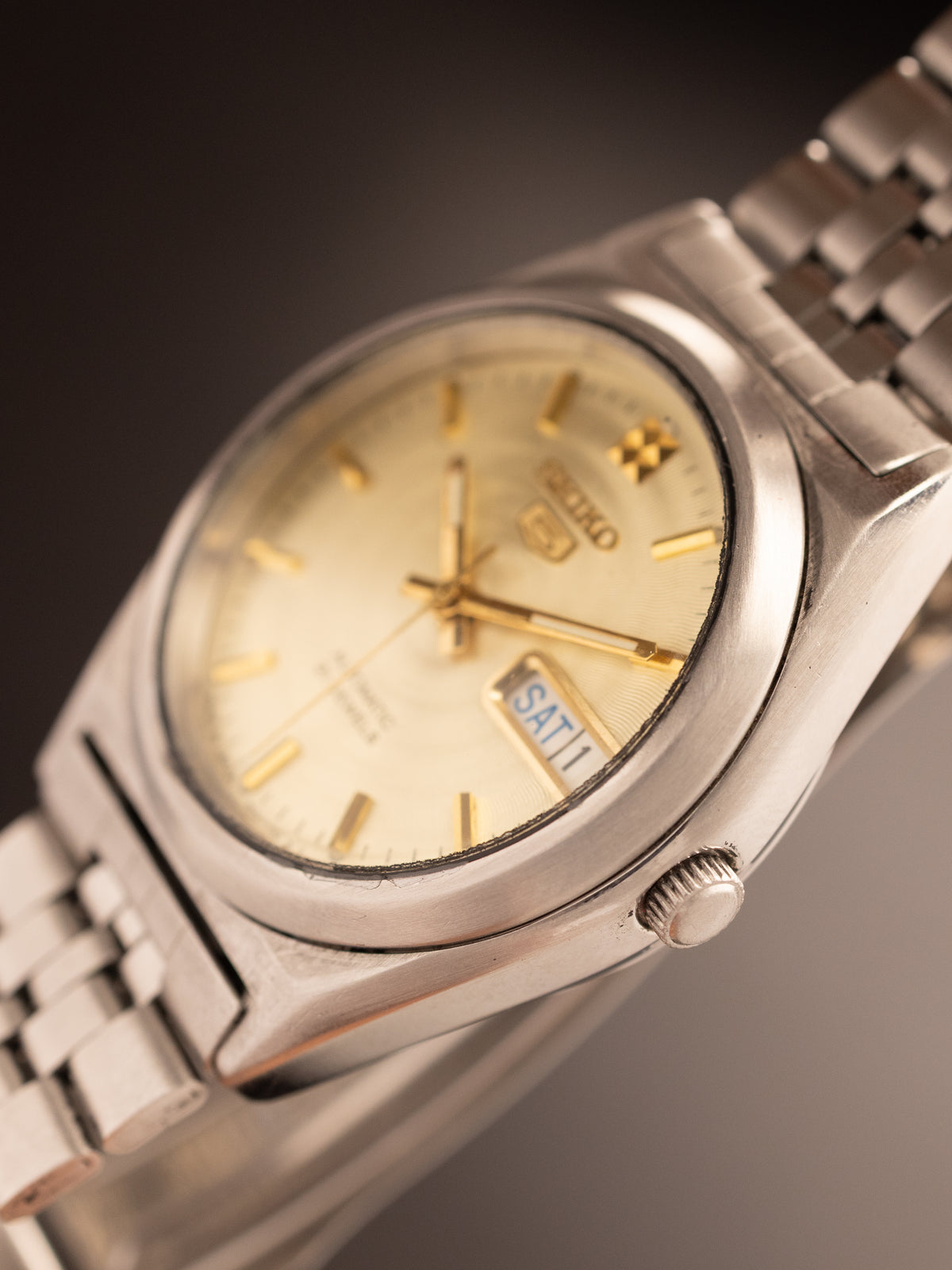 Seiko 5 Gold Hologram Dial 951872 (Ref. 7S26-0070) (34mm; Automatic) (Rare)