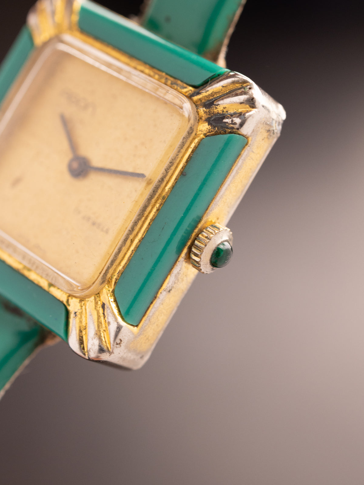 AGON Art Deco Green Super (Ref. MOD DEP 6137) (28mm; Manual) Rare