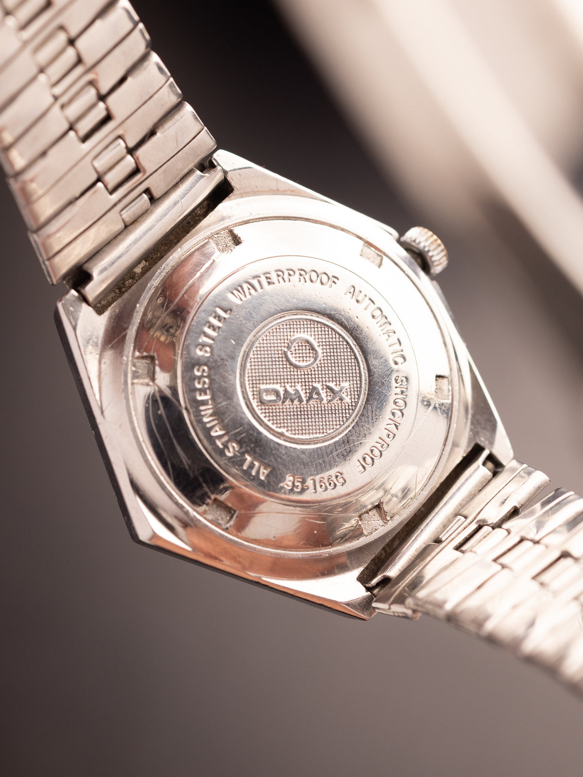OMAX 9 25 Jewels (Ref. 35-166G) (39mm; Automatic) (Super Rare)