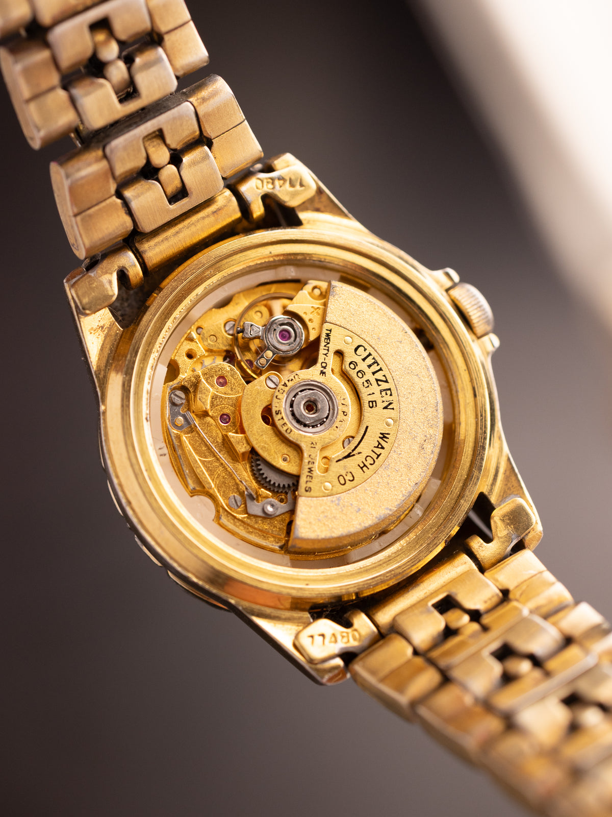 Citizen Eagle 7 Gold (Ref. Unknown) (28mm; Automatic)