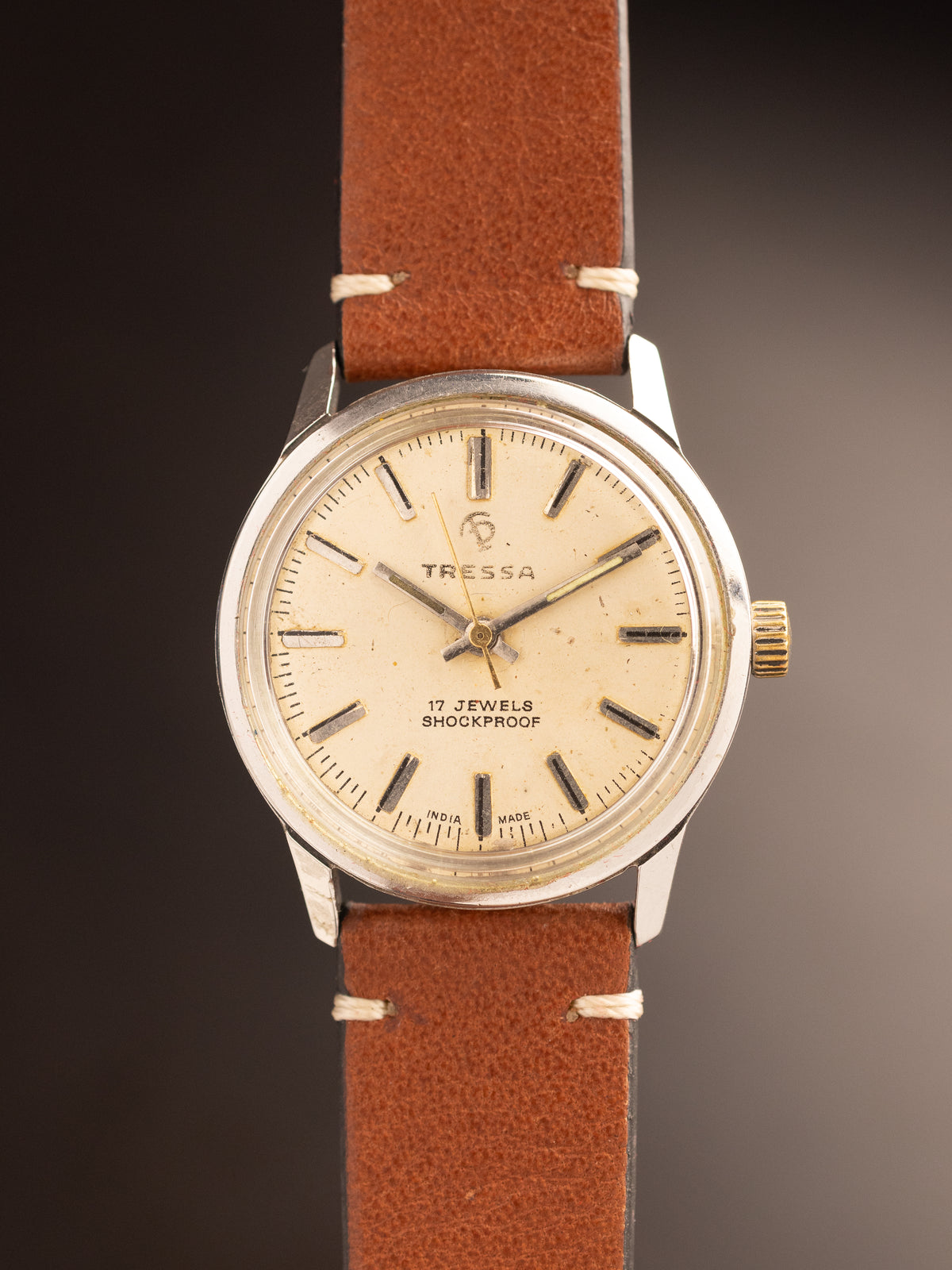 Tressa 17 Jewels Brown White Thread Strap (Ref. Unknown) (33mm; Manual)