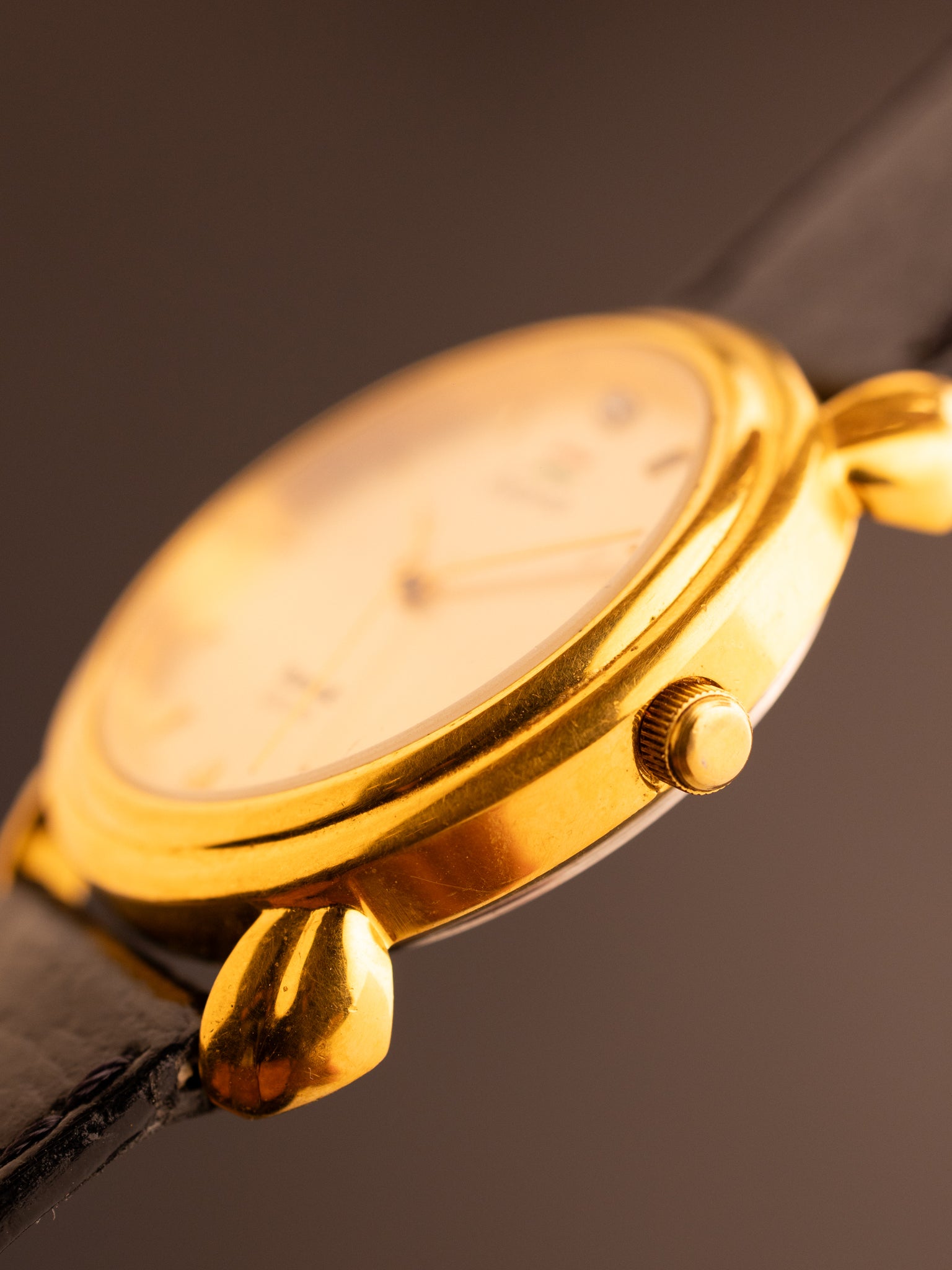 HMT Swarna (Ref. 2080-YGGL52) (33mm; Quartz)