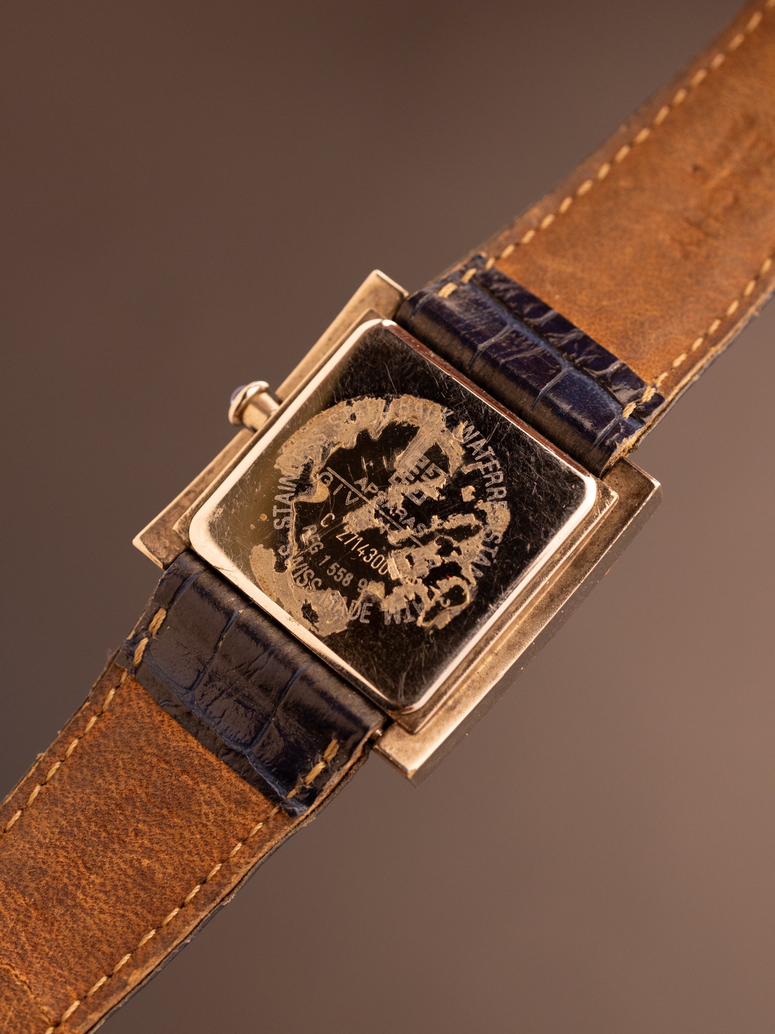 Givenchy Apsaras (Ref. C-2714300) (27mm; Quartz)