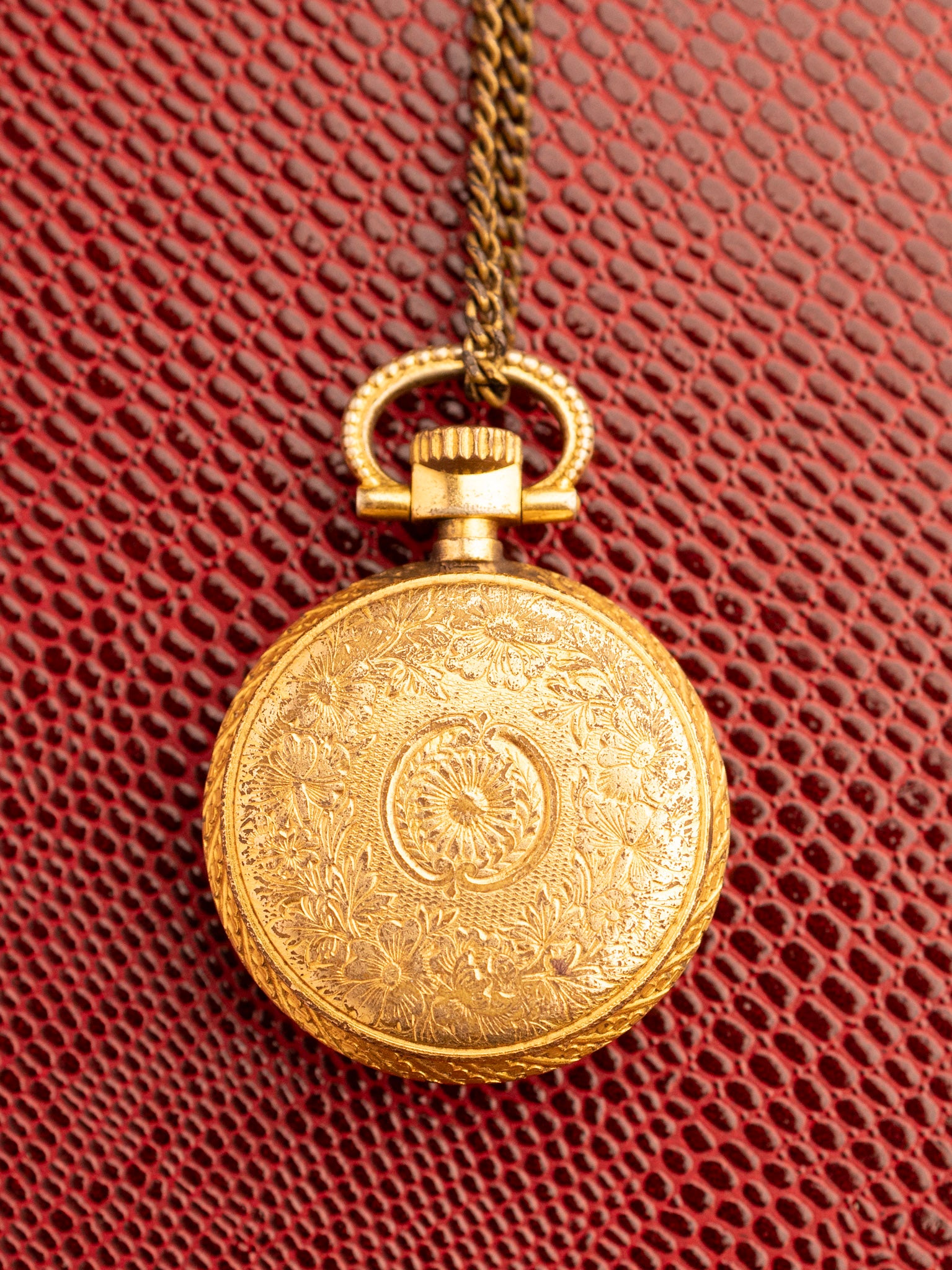 Arweil Medallion Pendant (Ref. Unknown) (25mm; Manual)