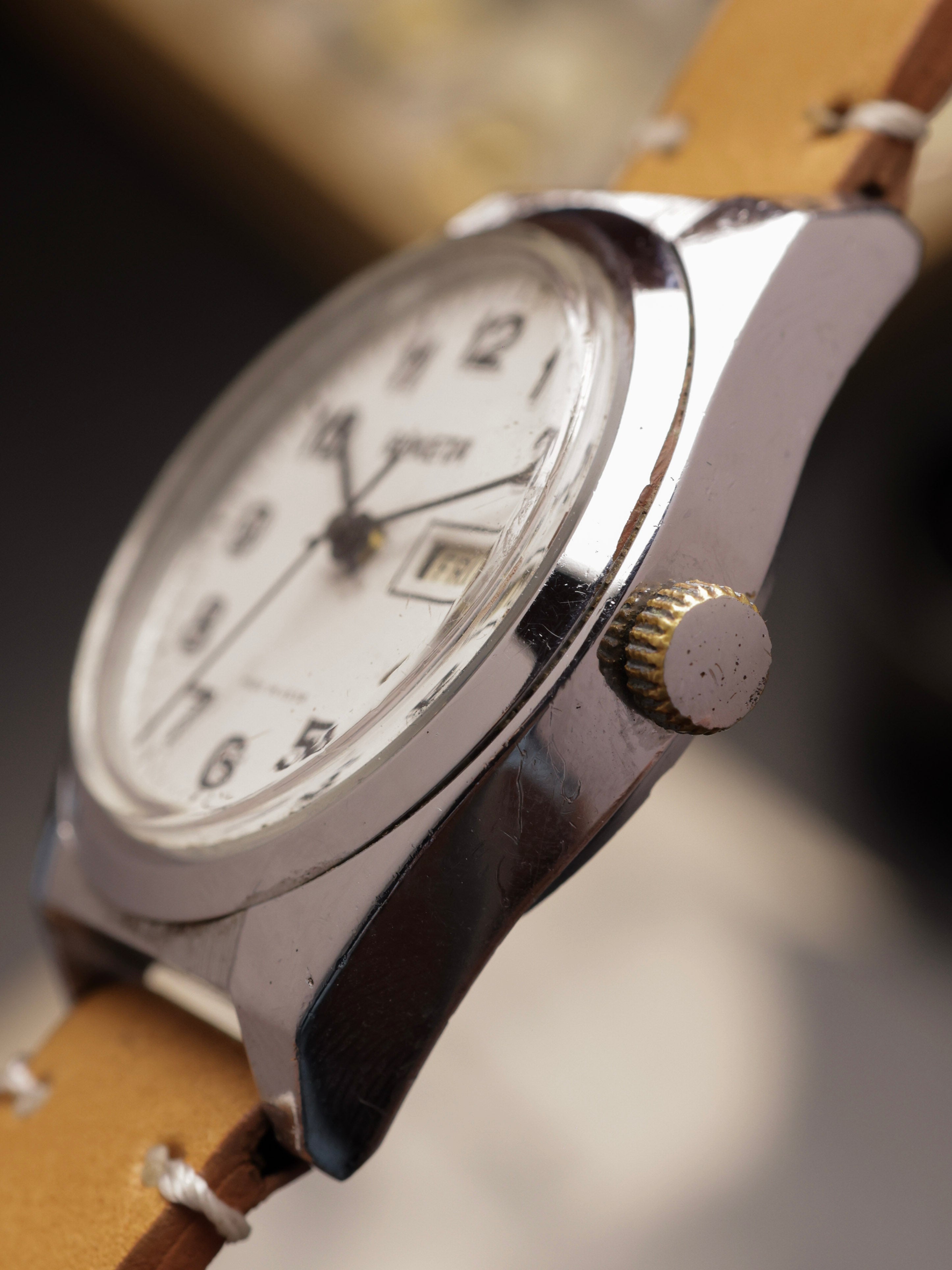 Raketa (Ref. 2628 H) 18 Jewels [USSR; Rare 1970s] [Manual]