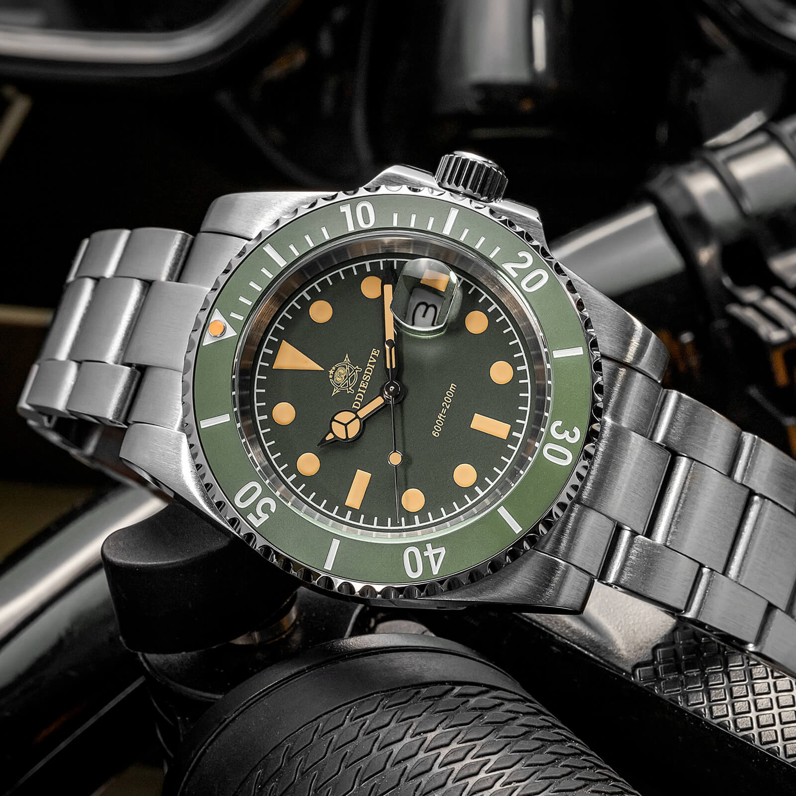 ADDIESDIVE 41mm Retro Sub Quartz Watch AD2054