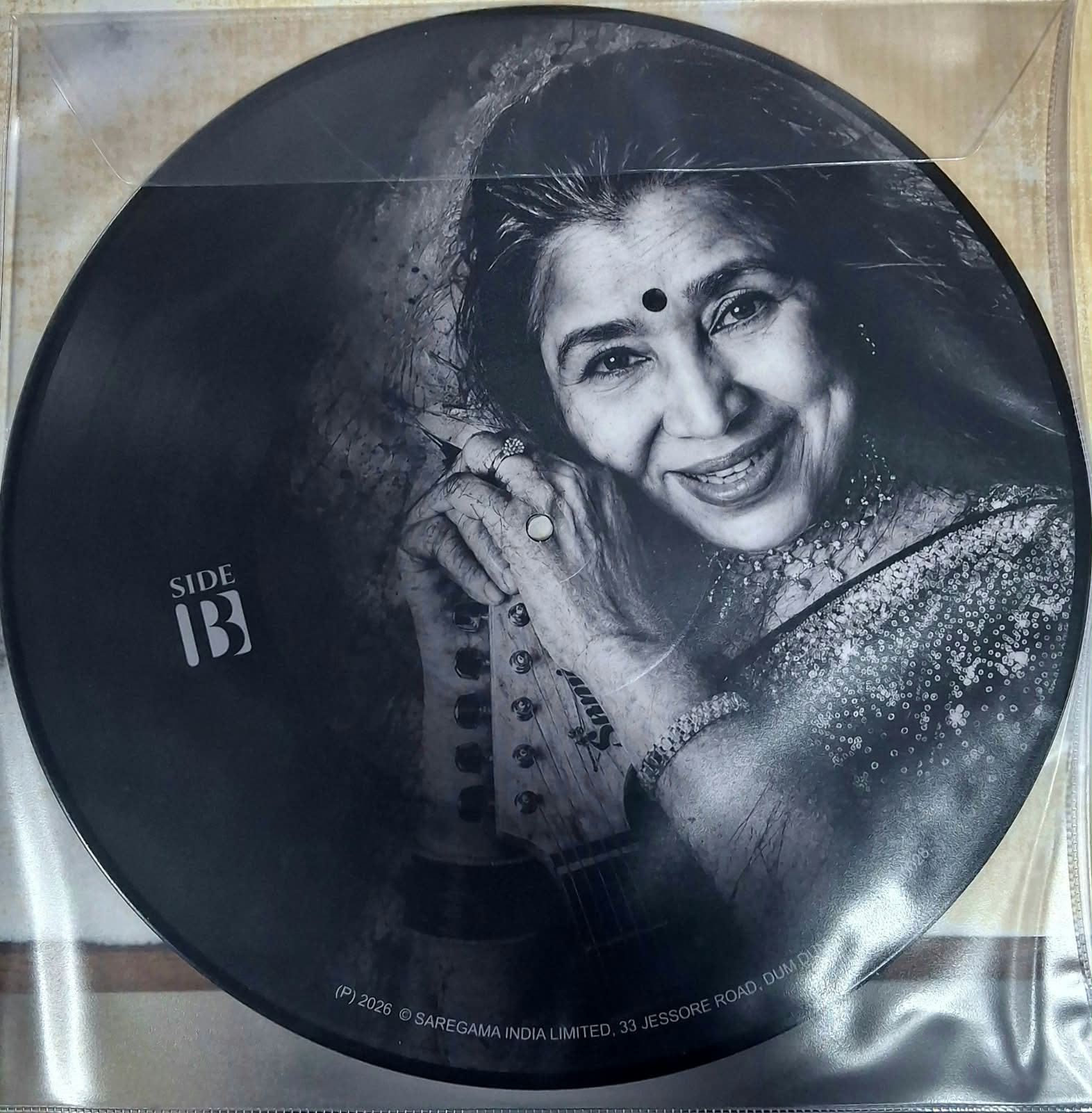 Asha Bhosle – Asha Tai (Collector's Edition) (Arrives in 4 Days)