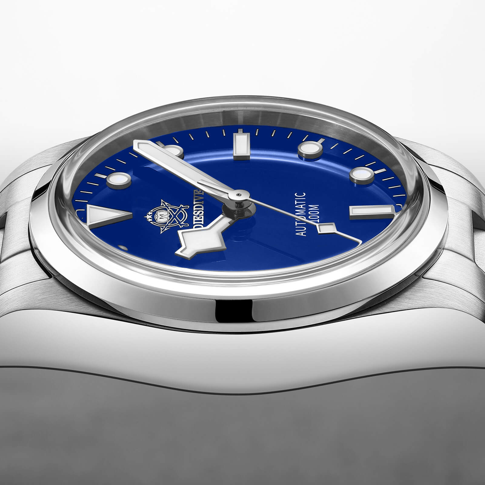 ADDIESDIVE 39mm Domed Crystal Explore Watch 100M (AD2113)