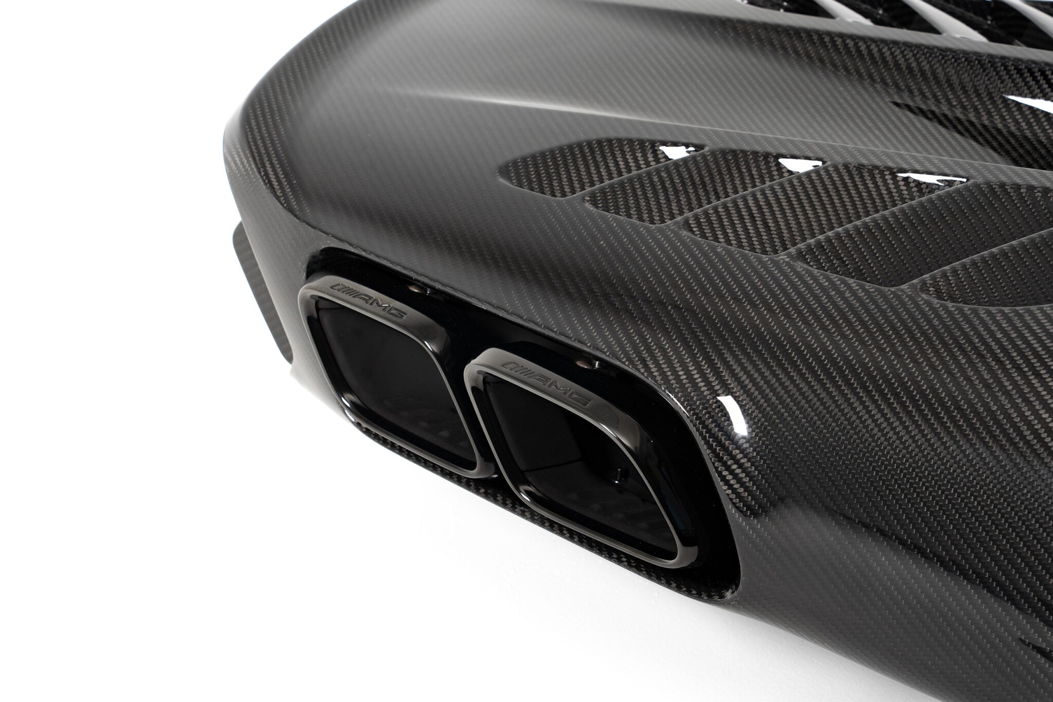 iXOOST AMG Performance Luxury Audio
