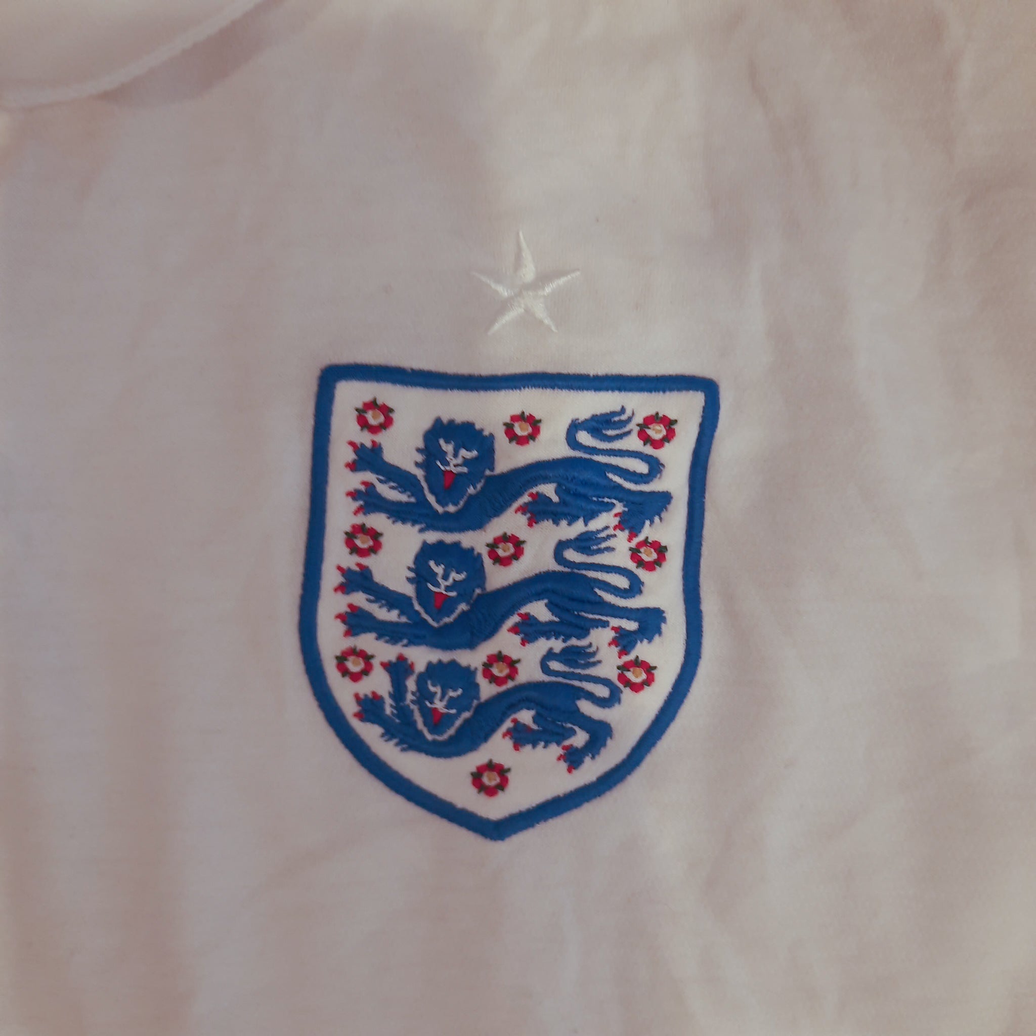 2010 England Home Jersey - XXL
