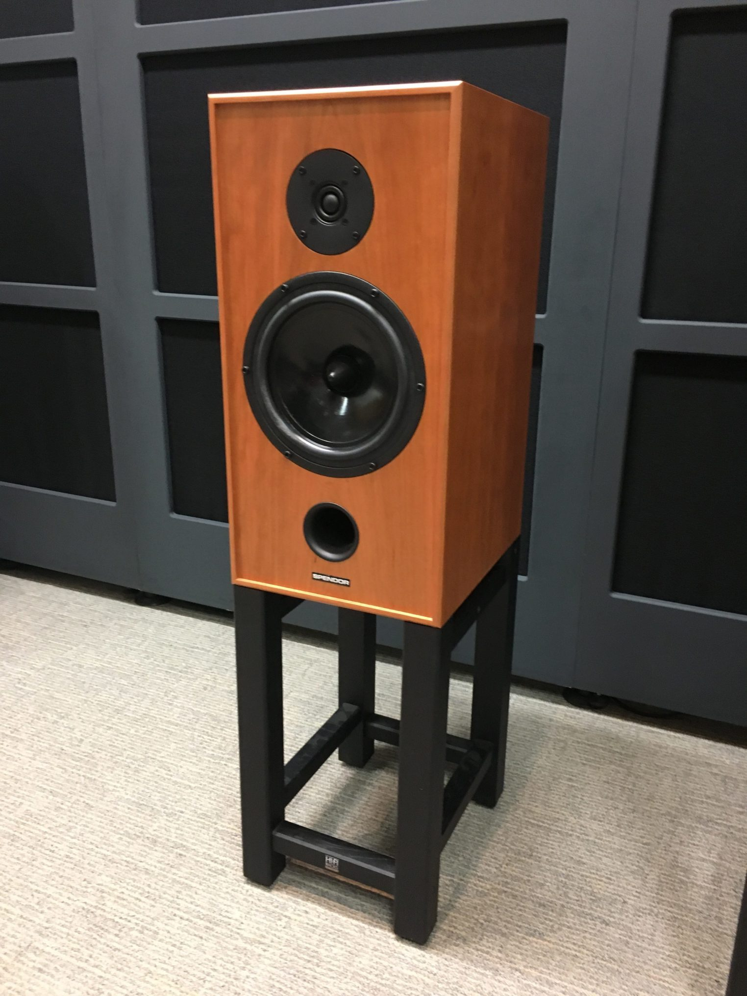 HIFI Racks - Speaker Stands for the Spendor Classics - Spendor 100 Classic