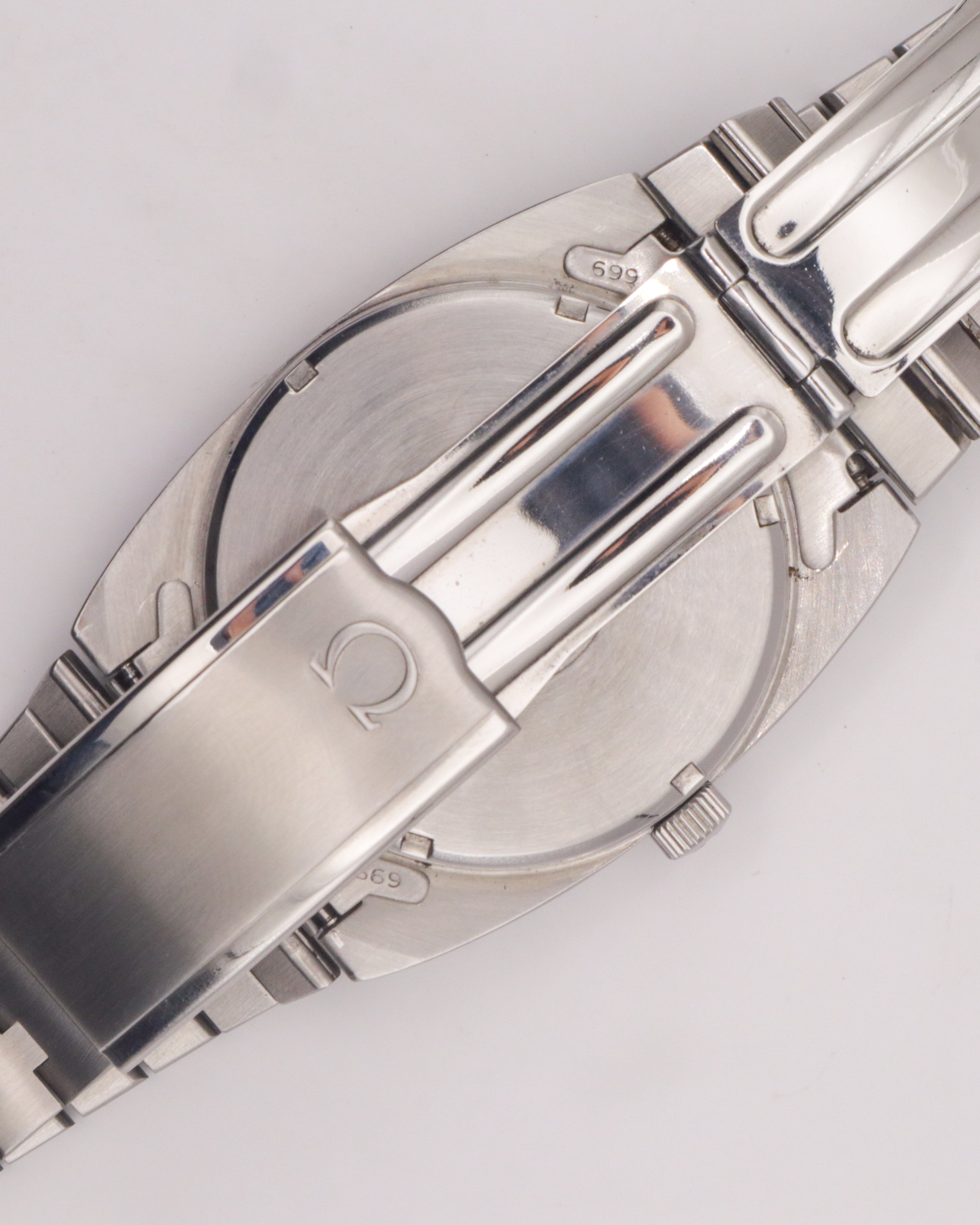 Omega Genève