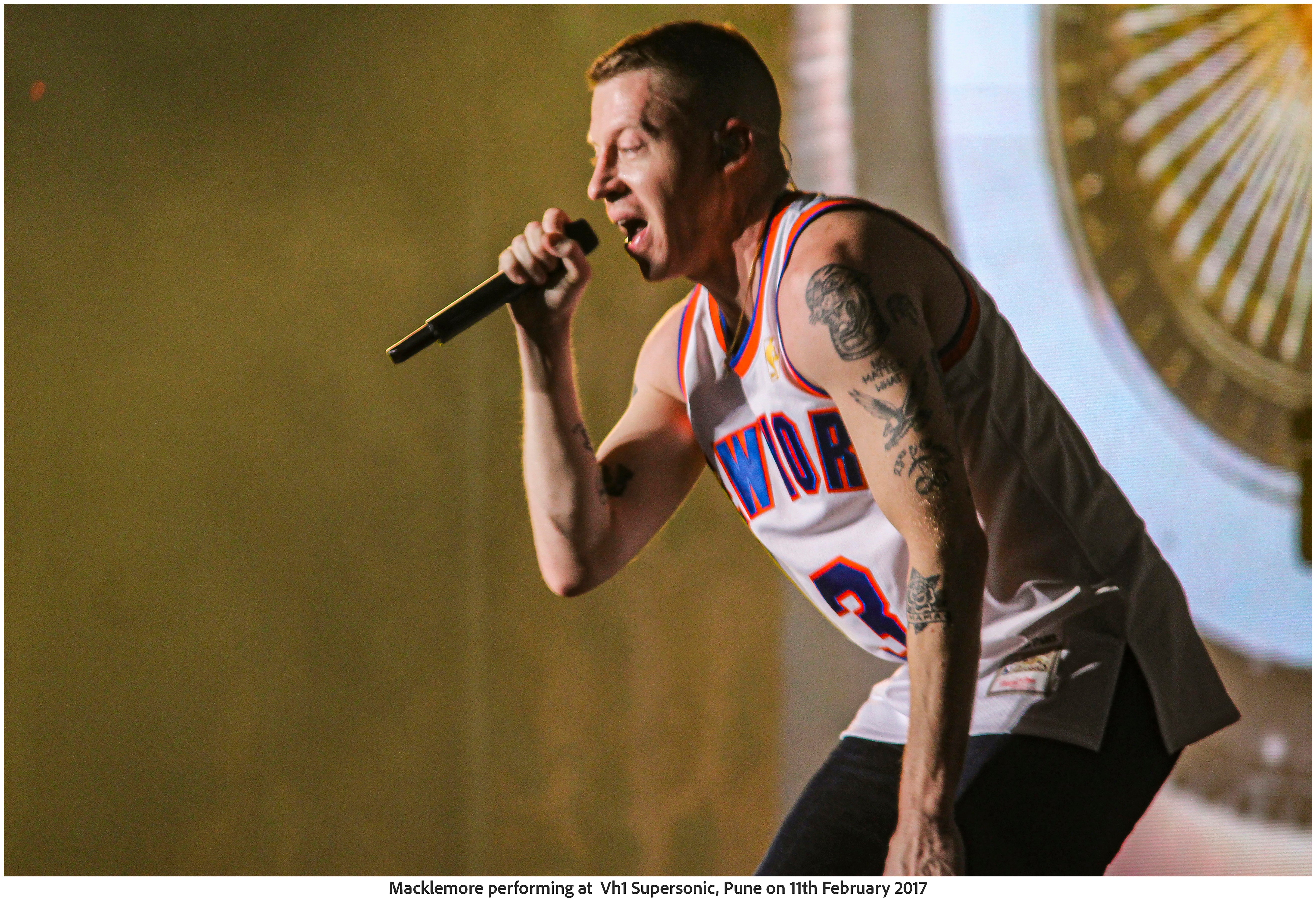 Macklemore performing at  Vh1 Supersonic, Pune on 11th February 2017