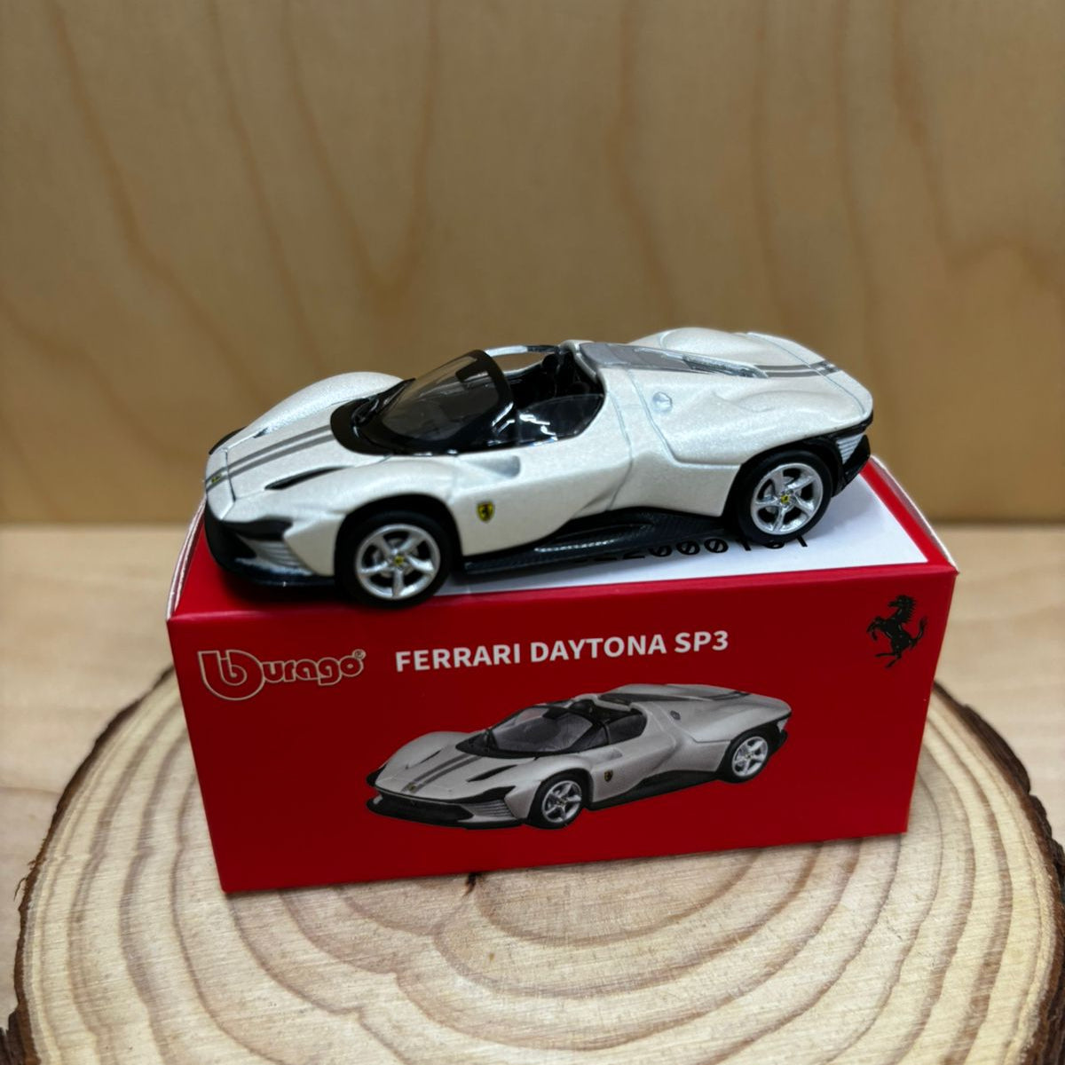 Official Bburago Ferrari Daytona SP3  - 1 : 64 Diecast Scale Model