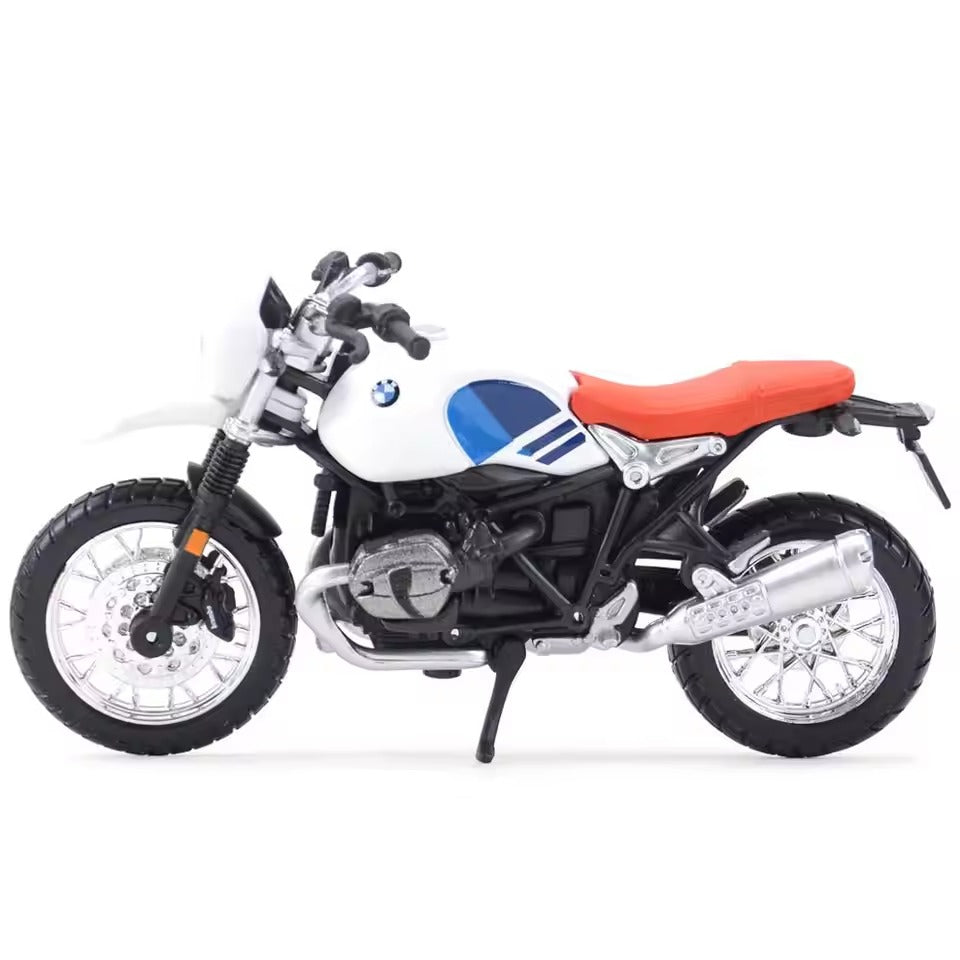 Bburago - 1 : 18 Diecast Scale Model -  Official Licensed Product - BMW R nineT Urban GS
