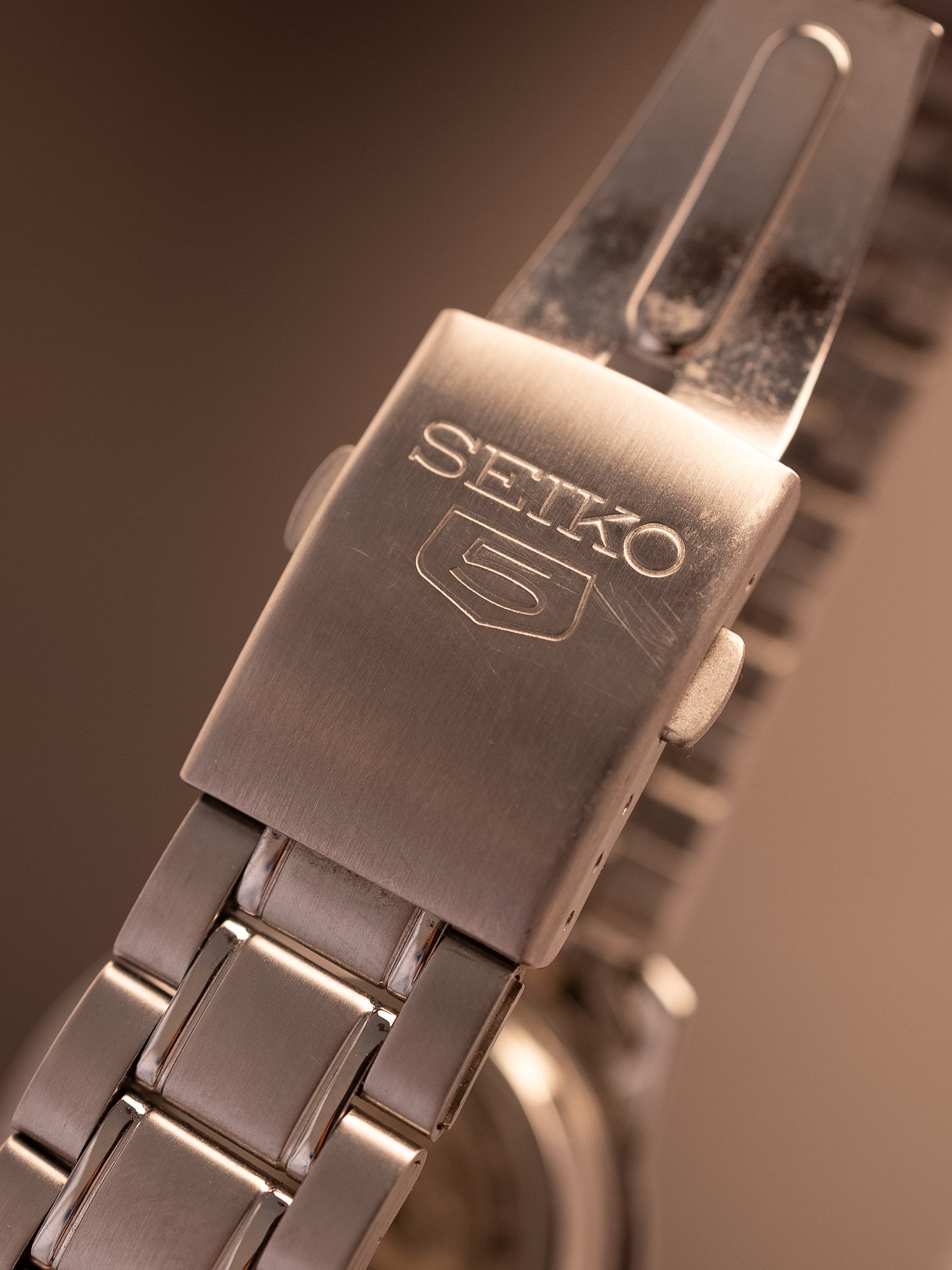 Seiko 5 SNKE61K1 (Ref. 7S26-02W0) (38mm; Automatic)