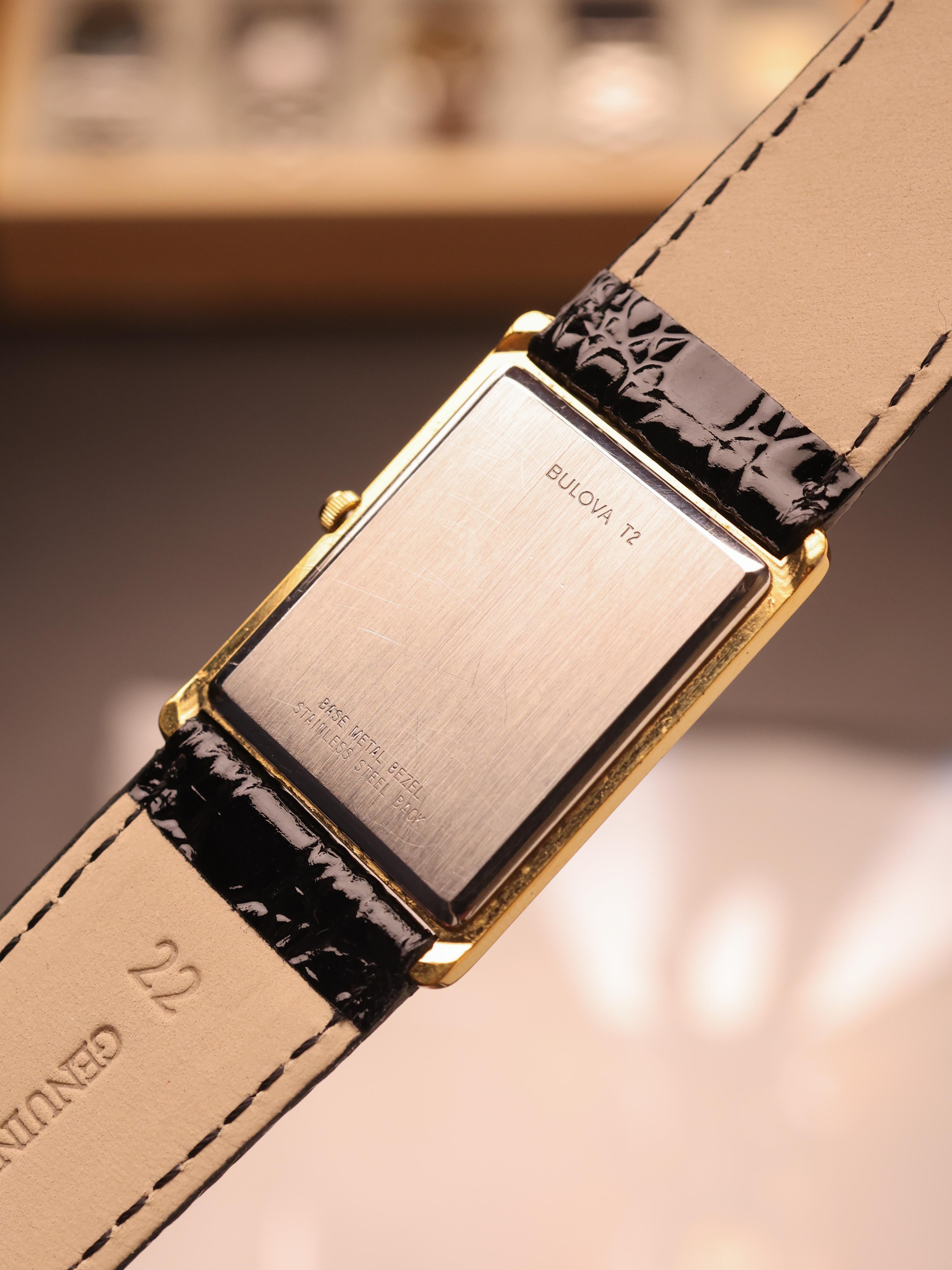 Caravelle Tank (Ref. T2) (24mm x 28mm; Quartz)