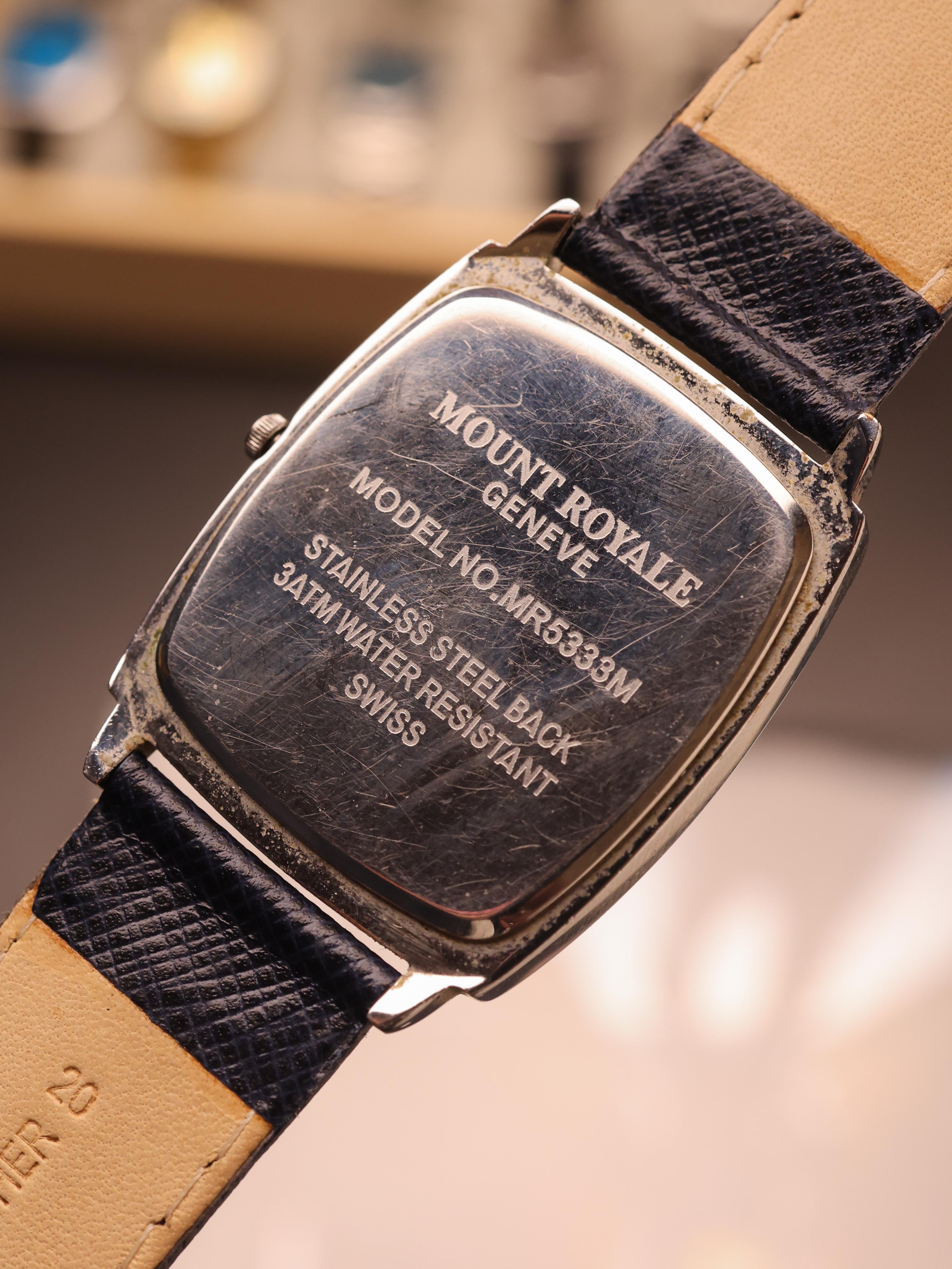 Mount Royale (Ref. MR5333M) (32mm x 35mm; Quartz)