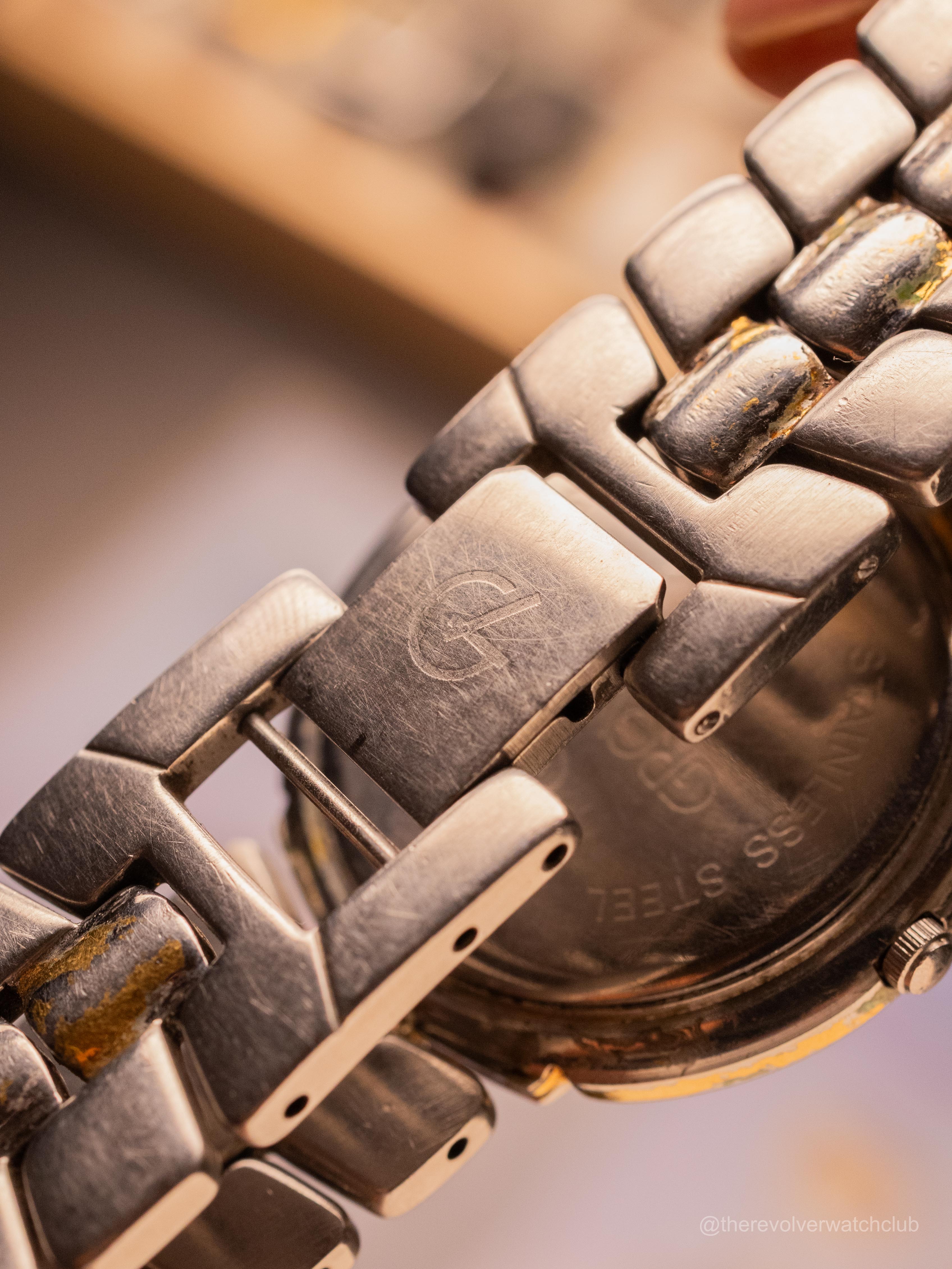 Grovana UAE Armed Forces Stamped (Ref. 2046.1) (34mm; Quartz) — image 5