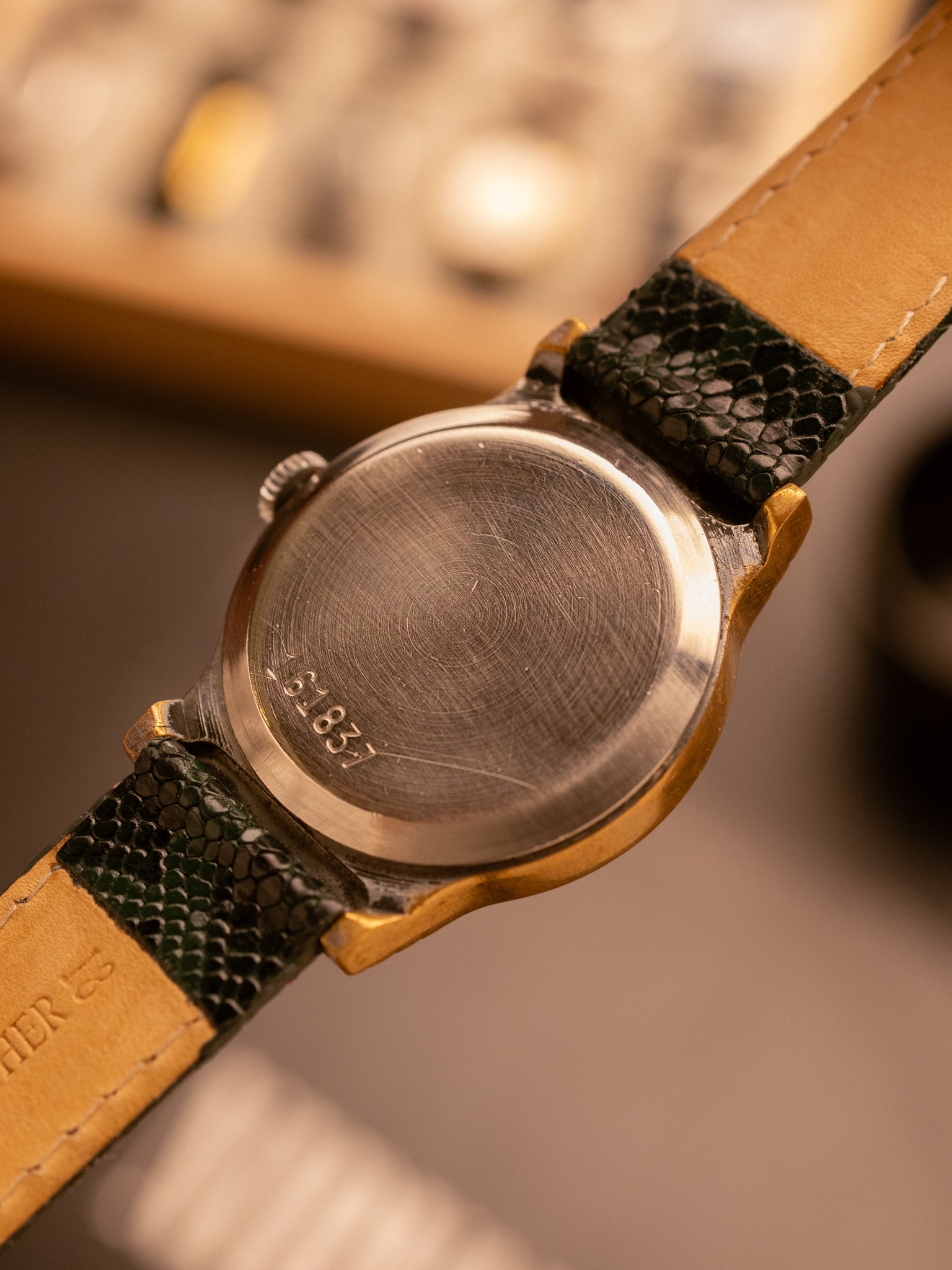 Poebeda Victory Marble Dial (Ref. 161837) (34mm; Manual)