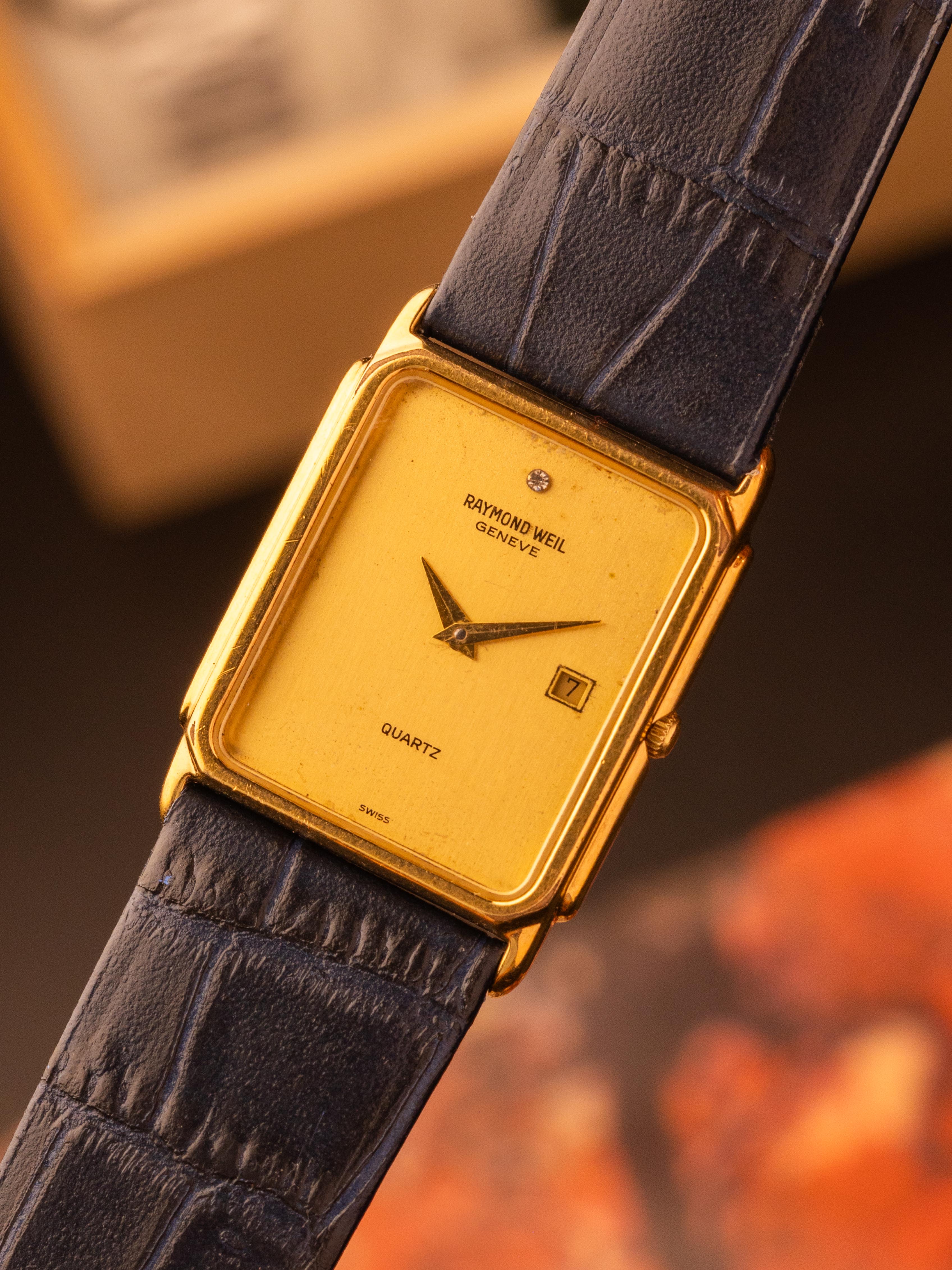 Raymond Weil 5600 - Tank Quartz; 18k Gold Electroplated - [29x32mm] Quartz