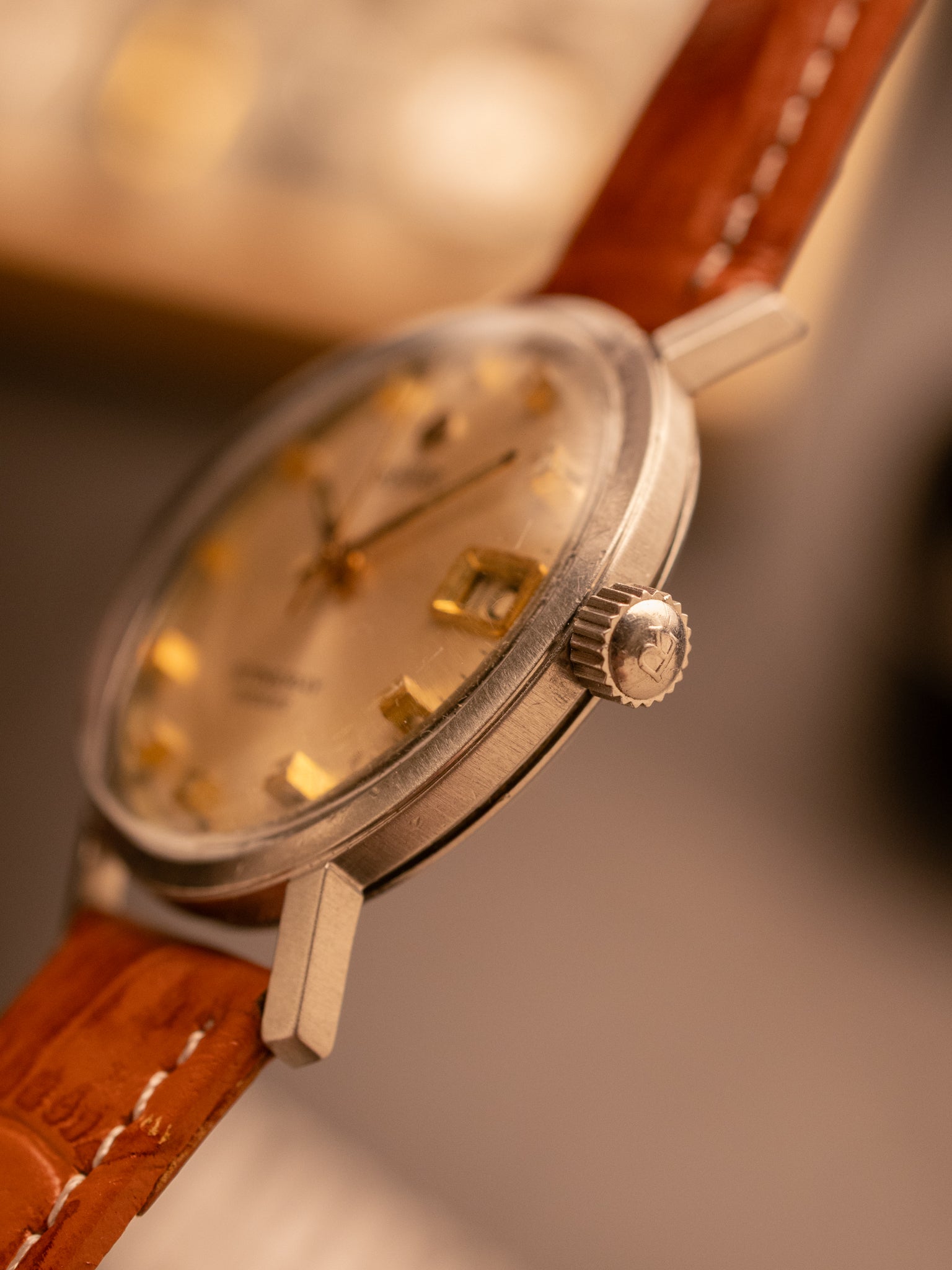 Roamer Stingray Brevette (Extremely Rare; Mint Condition) (Ref. 305467-305776) (34mm; Automatic)