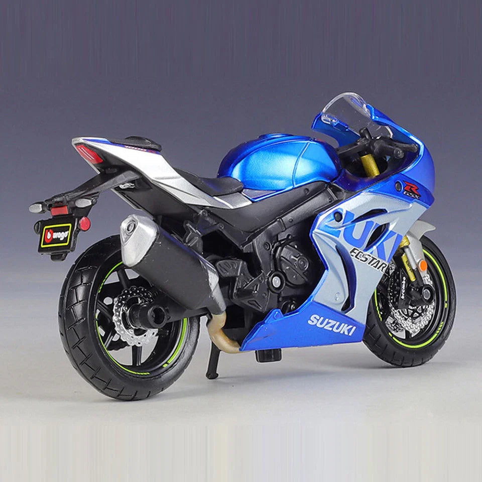 Bburago - 1 : 18 Diecast Scale Model -  Official Licensed Product - Suzuki GSX-R1000R 2021