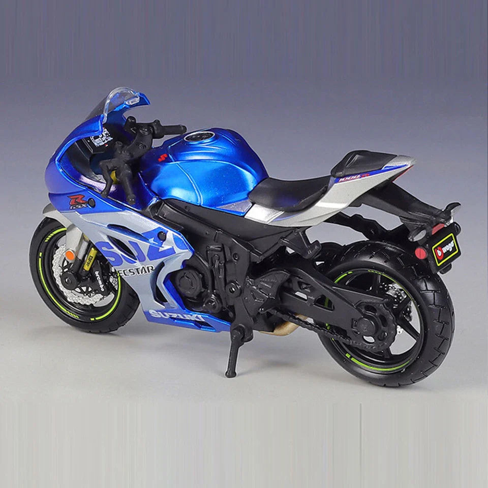 Bburago - 1 : 18 Diecast Scale Model -  Official Licensed Product - Suzuki GSX-R1000R 2021