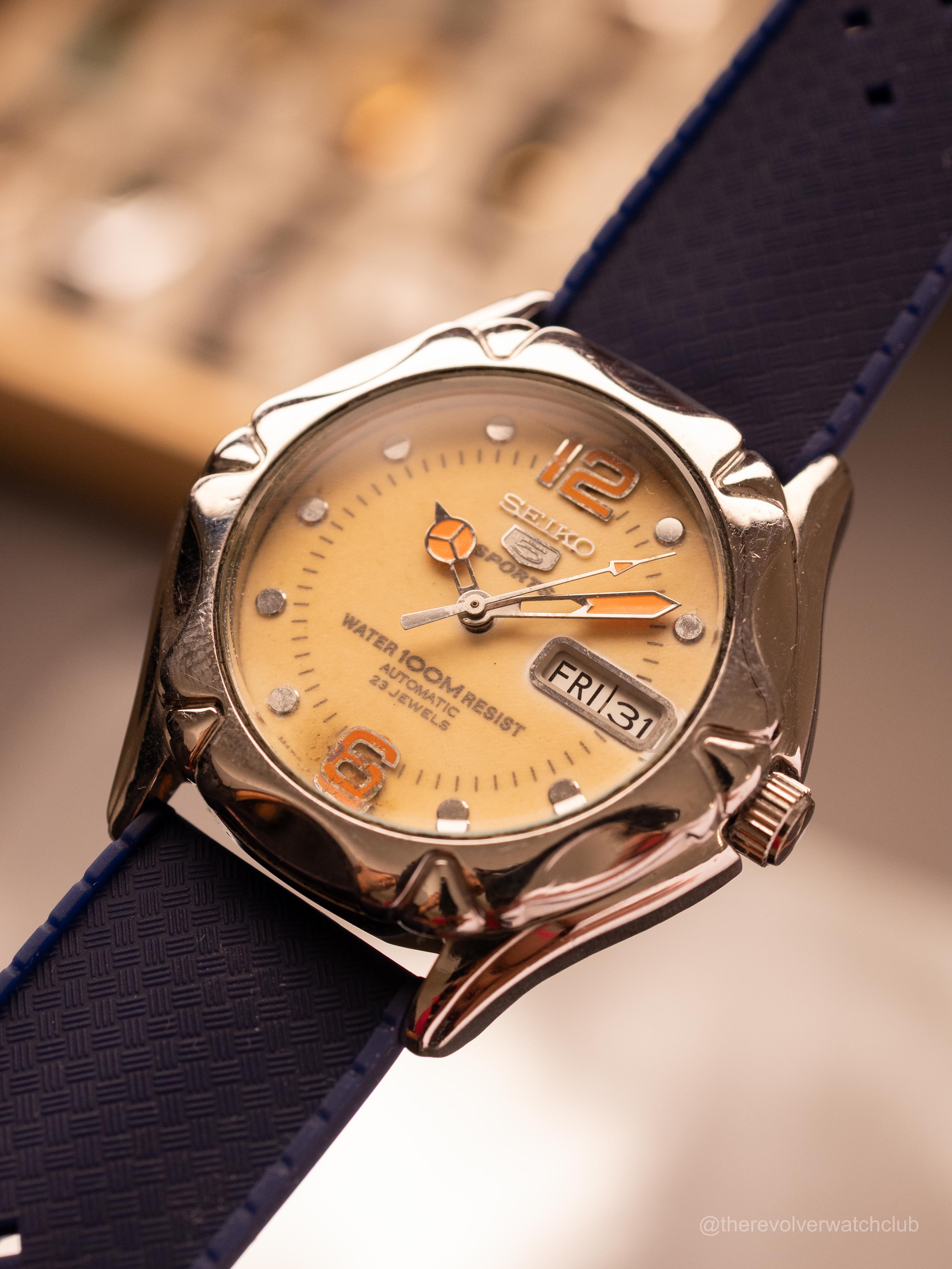 Seiko 5 Sports (Ref. 7S36-00M0) (41mm; Automatic) — image 4