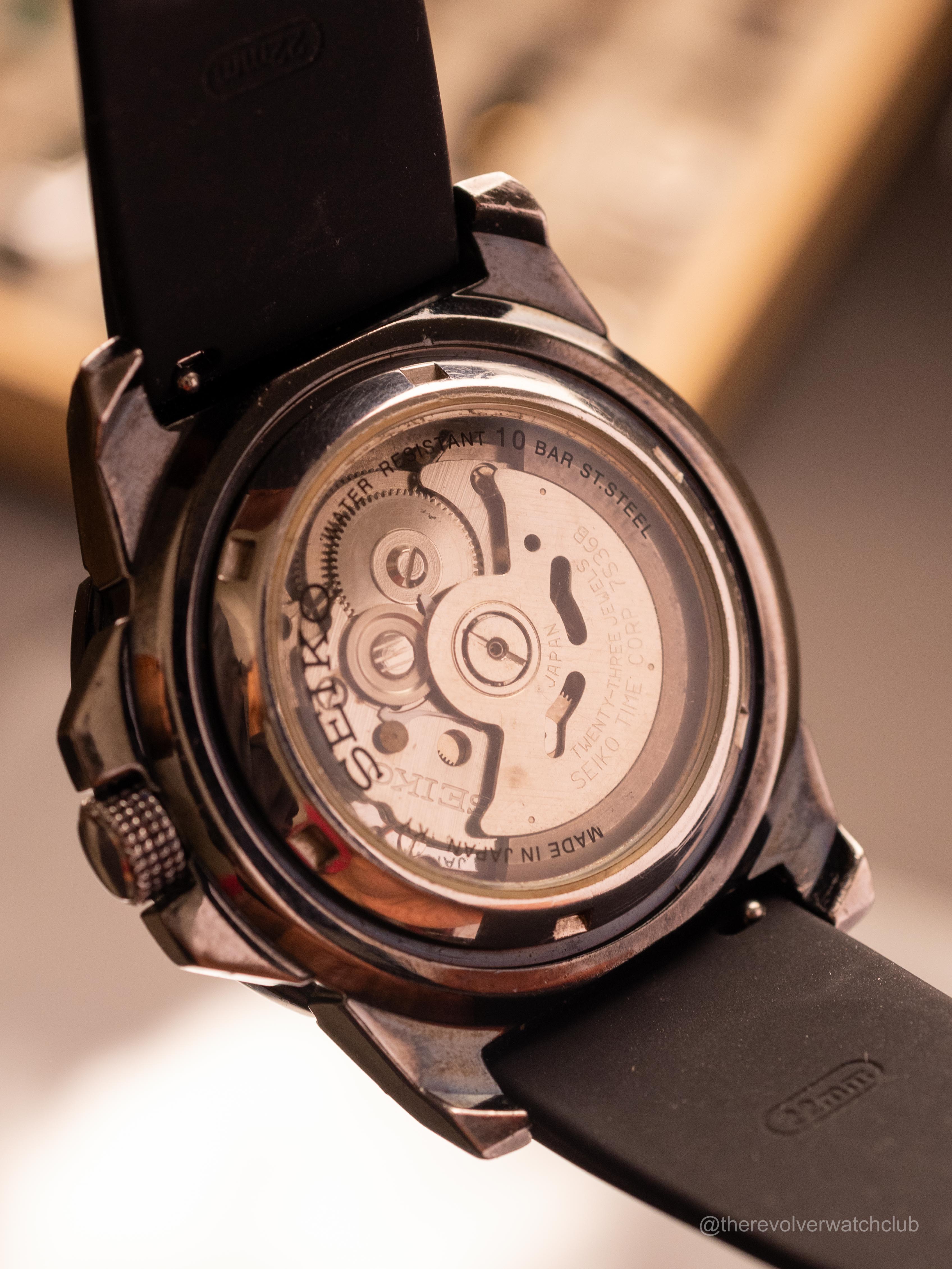 Seiko 5 Sports (Ref. 7S36-0402) (45mm; Automatic) — image 2