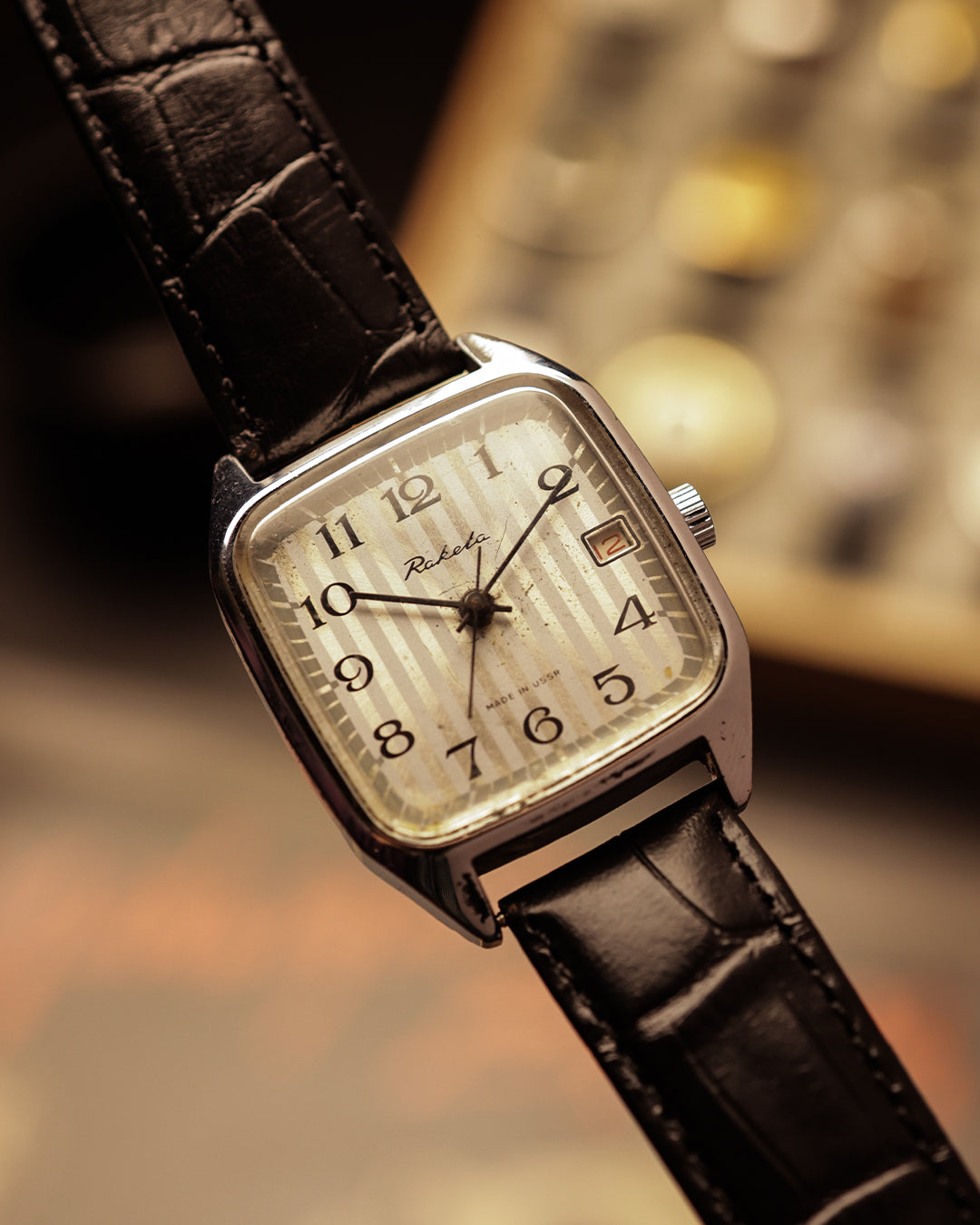 Raketa Square Dial – [38mm] Manual