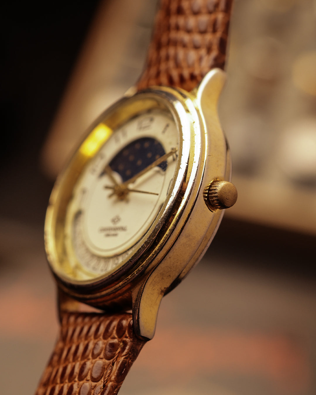 Continental Moonphase – [35mm] Quartz