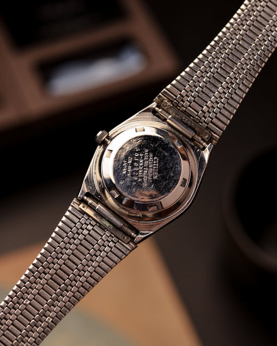 Buy Vintage Watch Nino Swiss 17 Jewels Date [35mm] | The Revolver Club