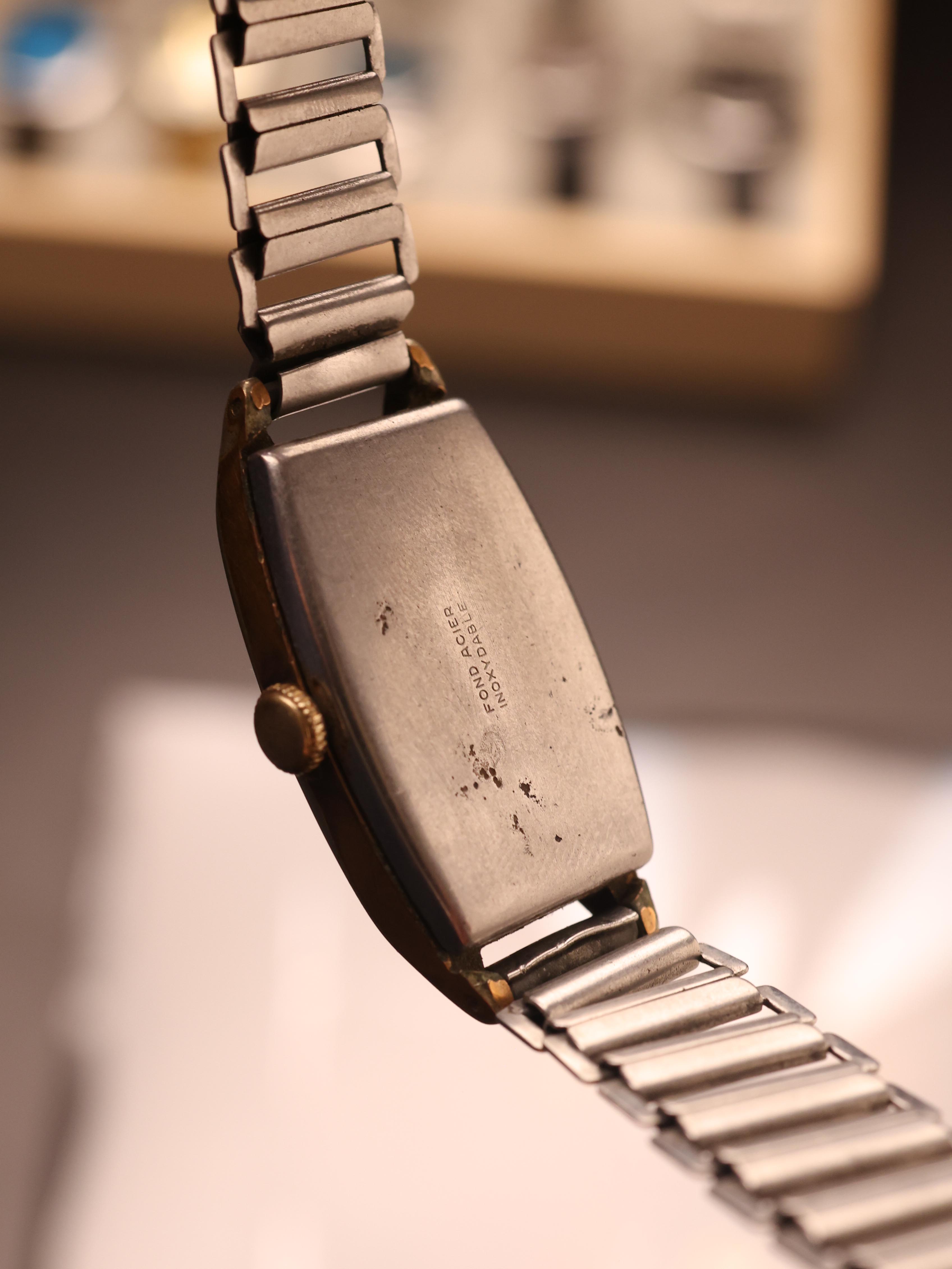 Oris Tank (19mm x 28mm; Manual)