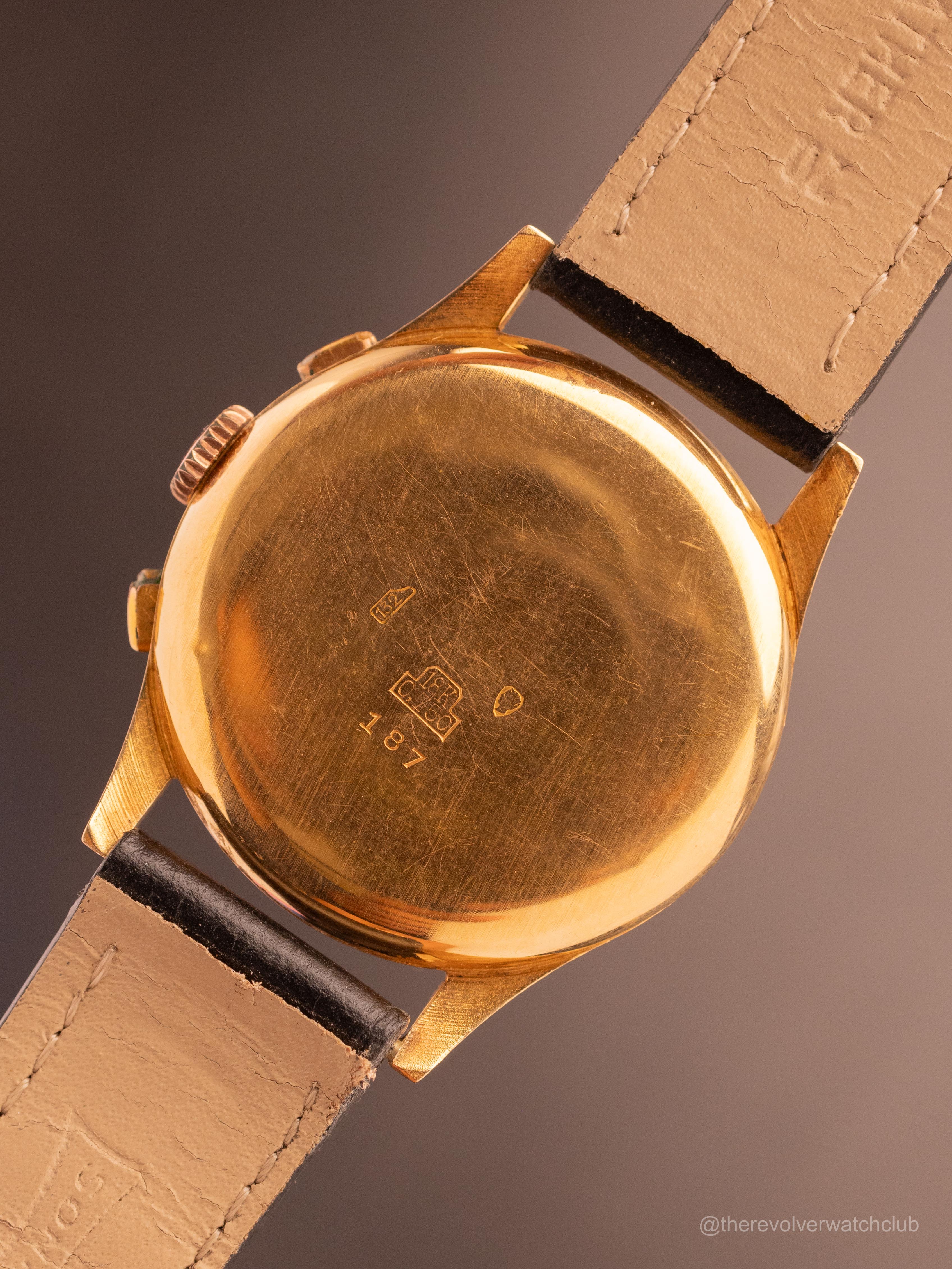 18K Gold Chronograph Swisse (Ref. Unknown) (Manual)