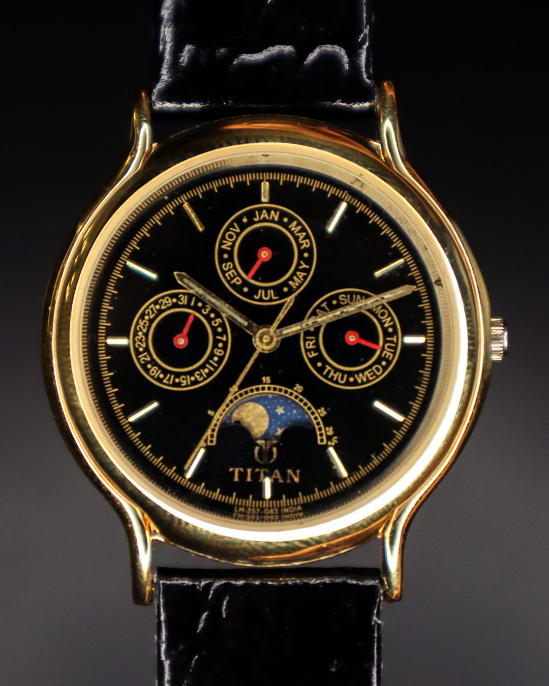 Titan Triple Calendar Moonphase - Quartz [38mm]