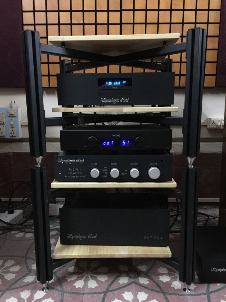 theta-ref-composite-22-stack-racks-and-shelves-for-audio-equipments