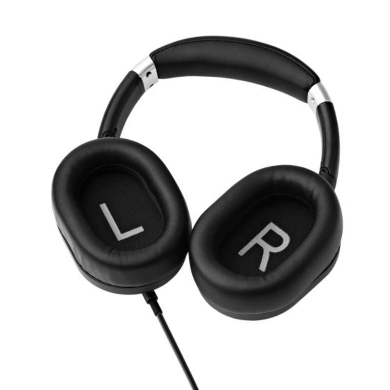 Austrian Audio Hi-X15