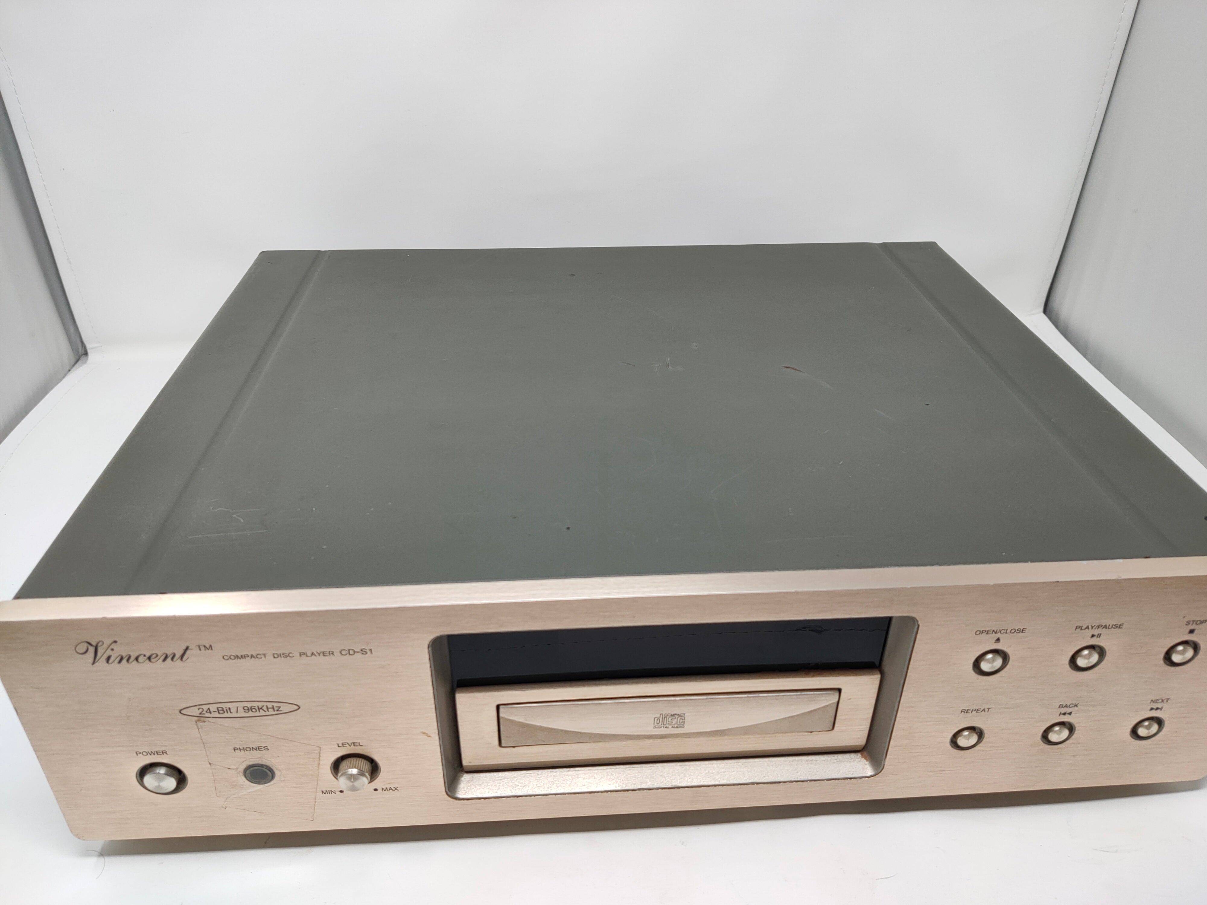 Vincent CD-S1