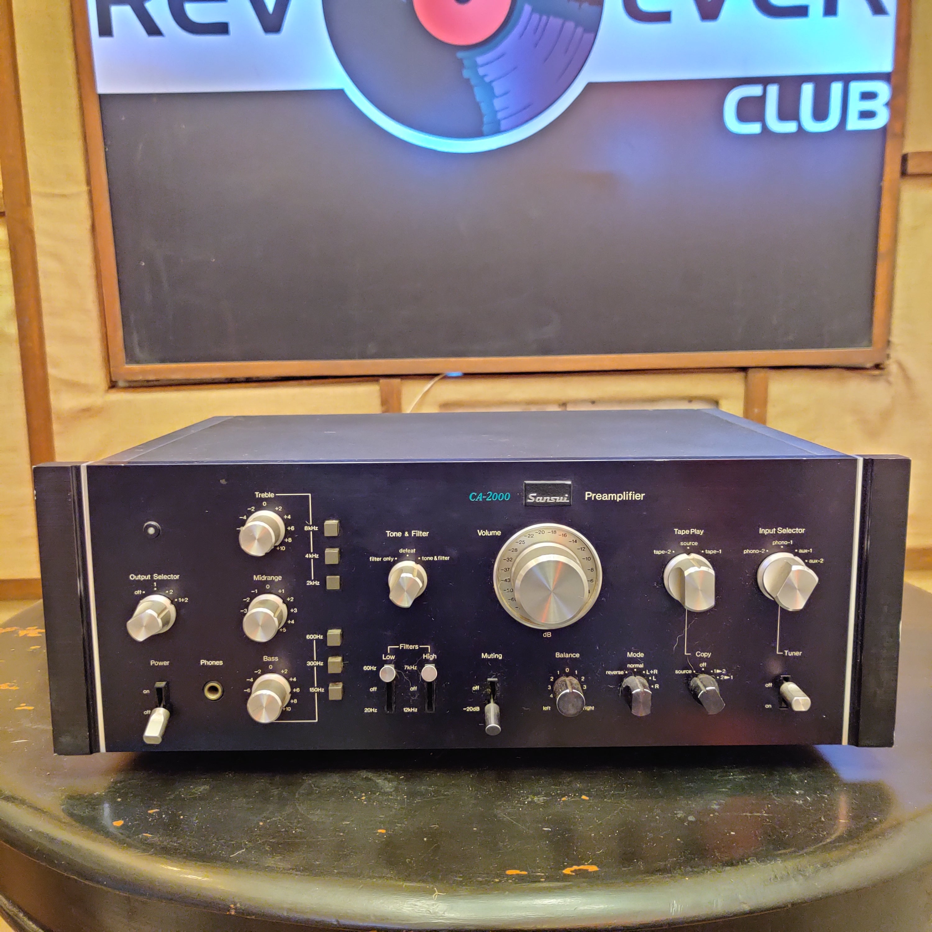 Sansui BA-2000 Power Amplifier (Slightly Used) & Sansui CA-2000 Pre-Amplifier (110 V) (Mint Condition) - Pre-Owned