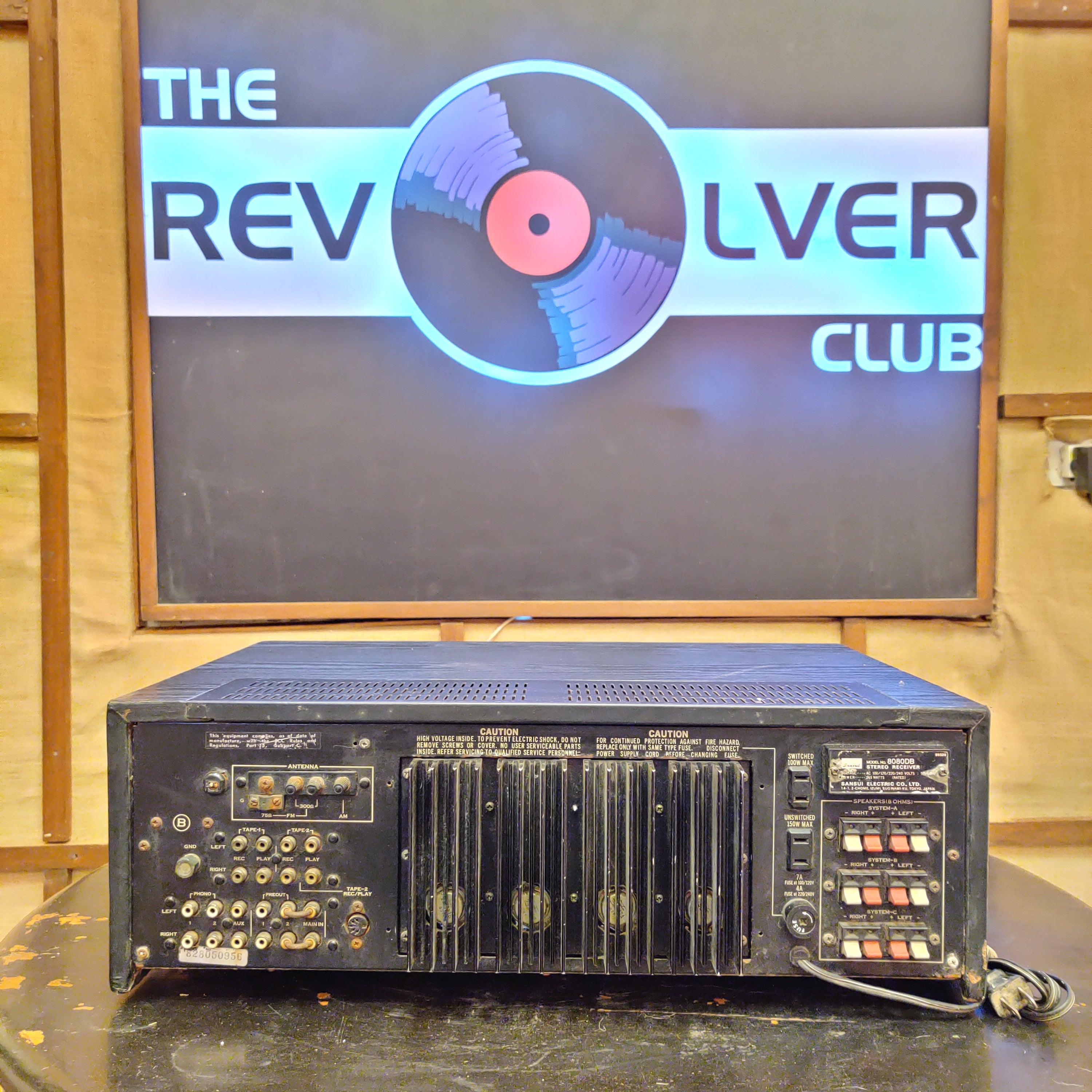 Sansui BA-2000 Power Amplifier (Slightly Used) & Sansui CA-2000 Pre-Amplifier (110 V) (Mint Condition) - Pre-Owned