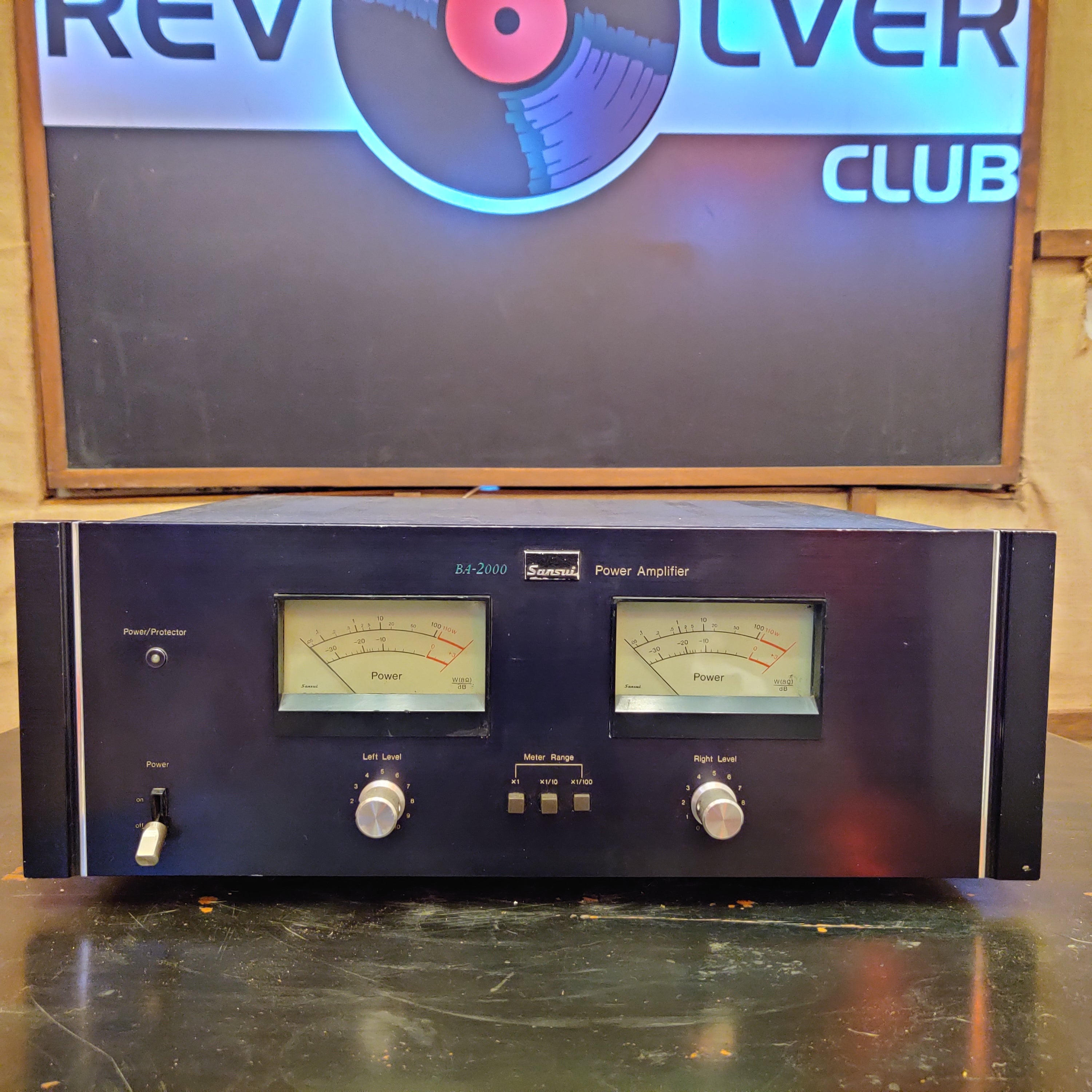 Sansui BA-2000 Power Amplifier (Slightly Used) & Sansui CA-2000 Pre-Amplifier (110 V) (Mint Condition) - Pre-Owned