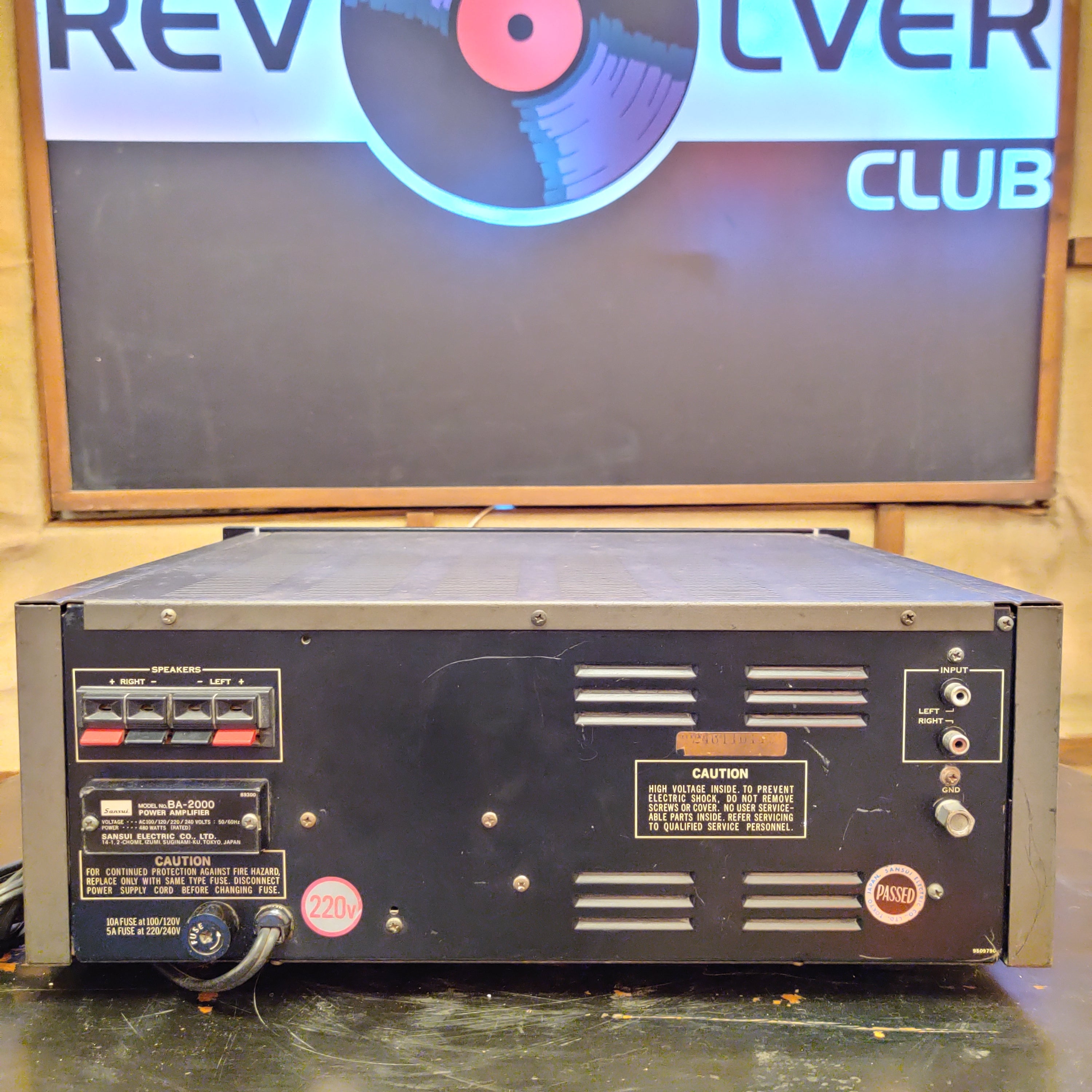 Sansui BA-2000 Power Amplifier (Slightly Used) & Sansui CA-2000 Pre-Amplifier (110 V) (Mint Condition) - Pre-Owned
