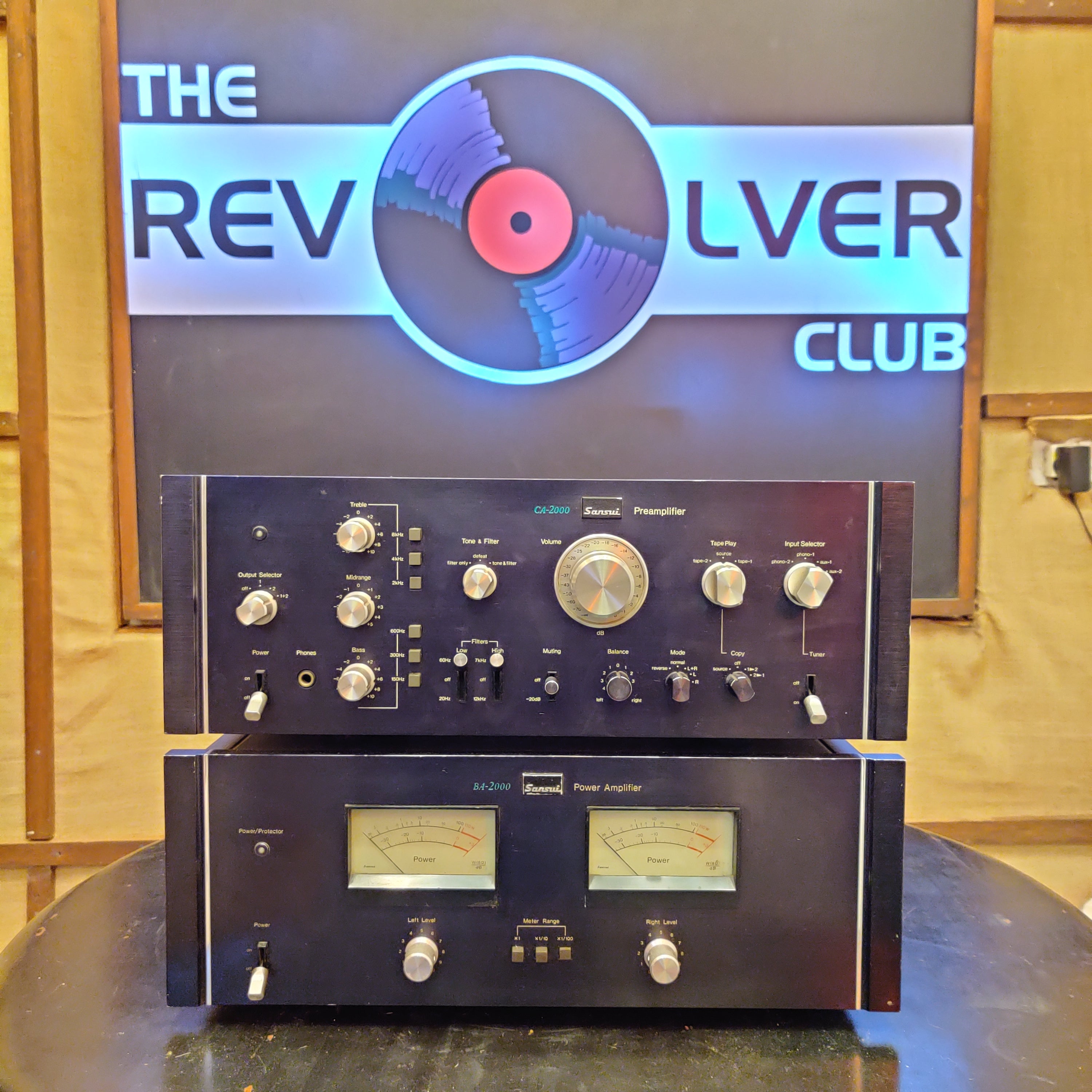 Sansui BA-2000 Power Amplifier (Slightly Used) & Sansui CA-2000 Pre-Amplifier (110 V) (Mint Condition) - Pre-Owned
