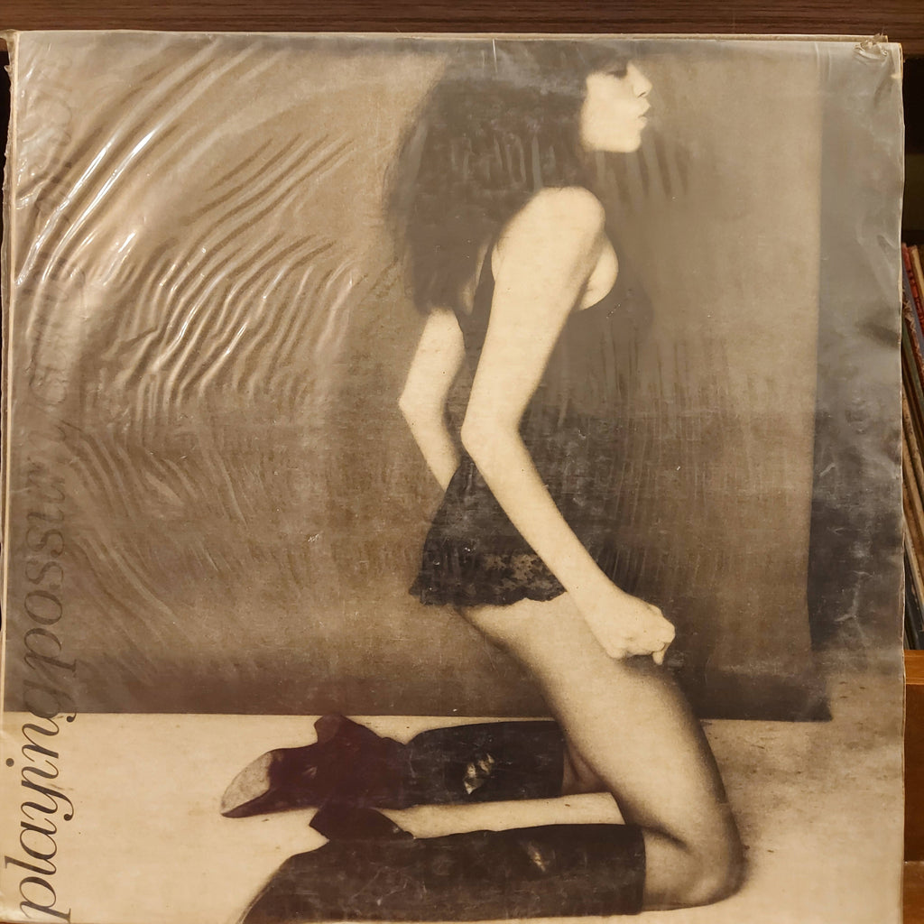 Carly Simon – Playing Possum (Used Vinyl - VG+)