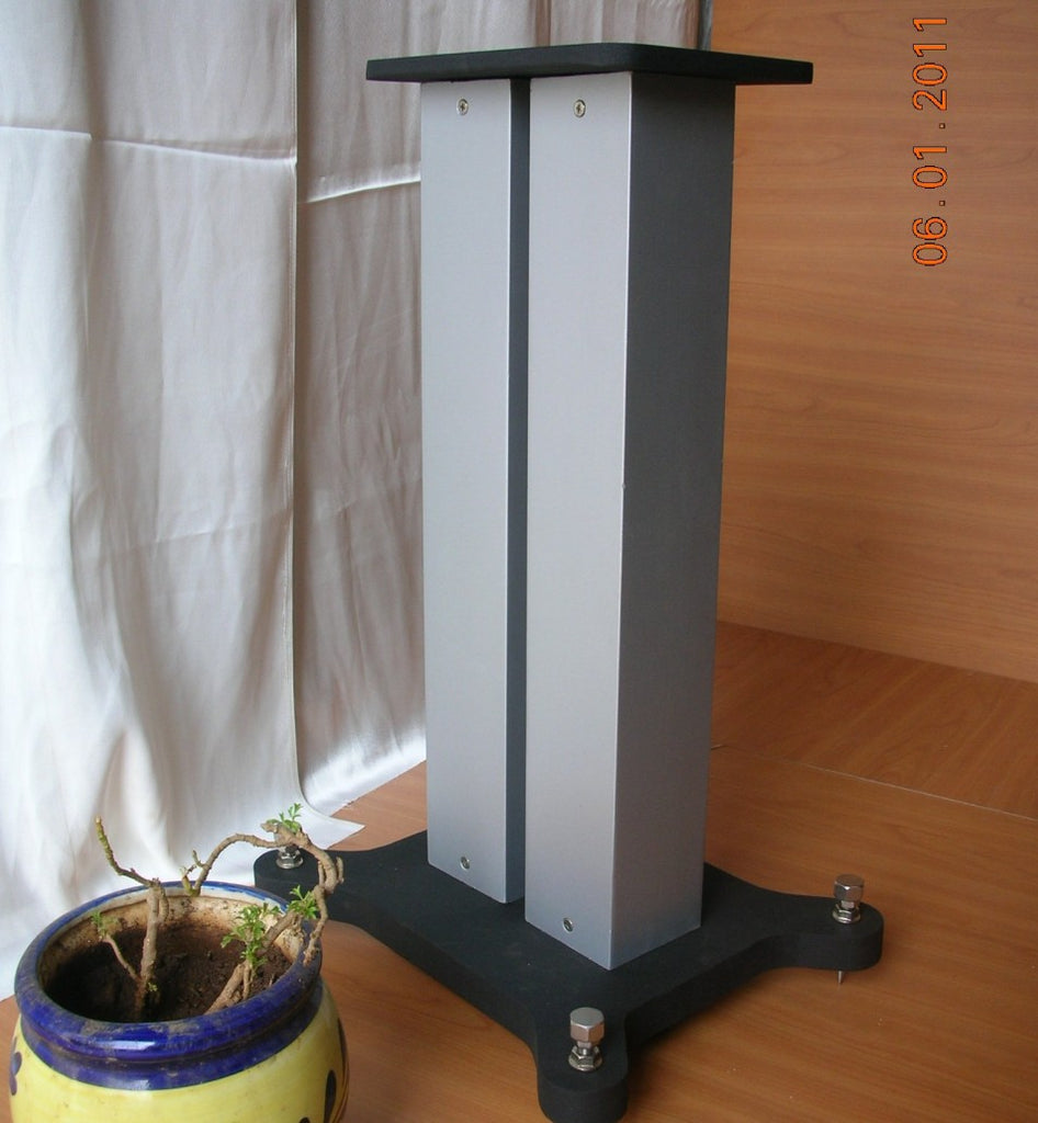 prime-half-inch-all-black-or-two-tone-speaker-stand
